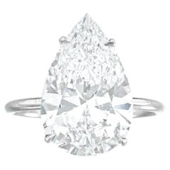 3 Carat Emerald-cut Statement / H color SI  Everyday Royalty Diamond Ring