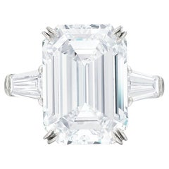 3 Carat Emerald-cut Statement / H color VVS 14K White Gold