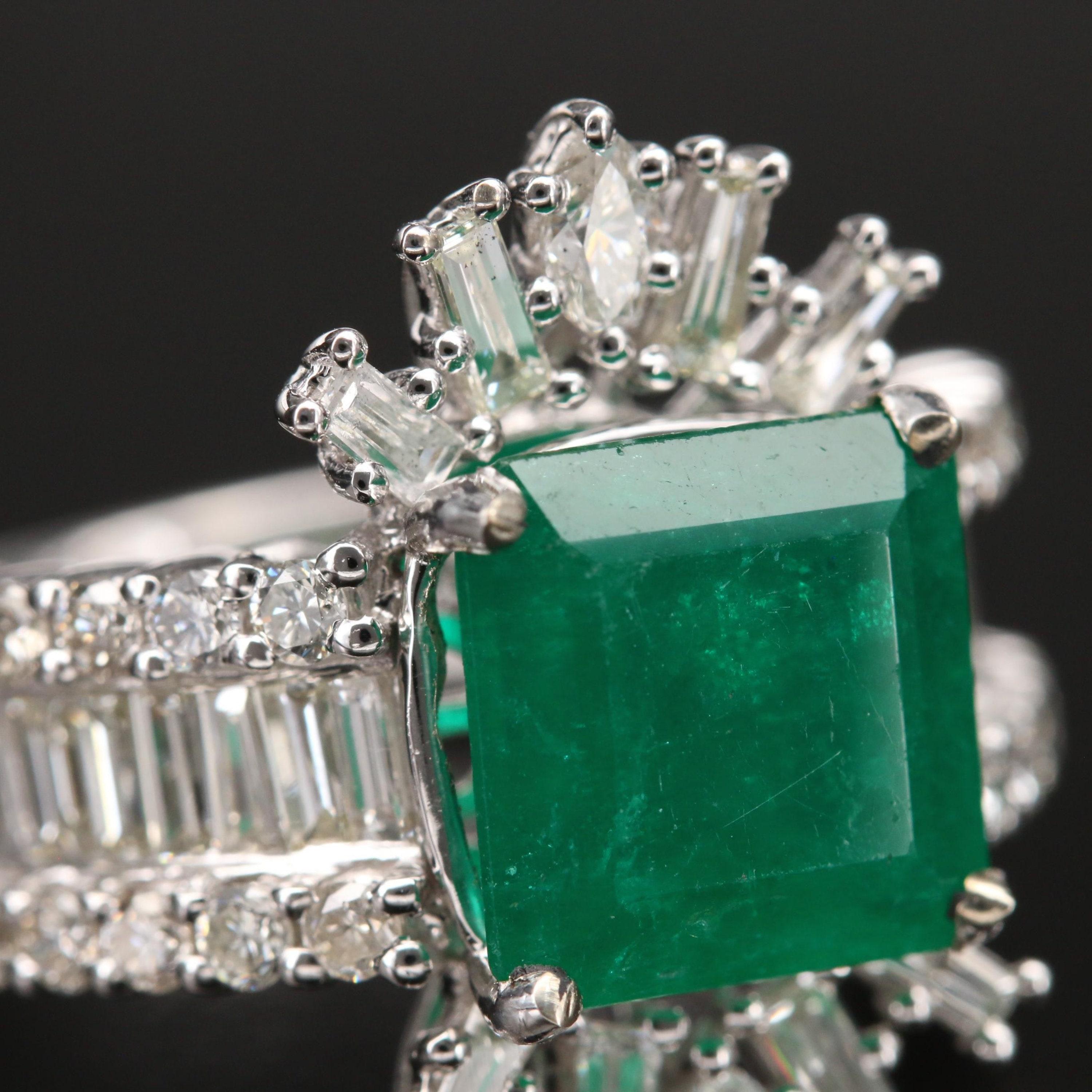 For Sale:  3 Carat Emerald Diamond Engagement Ring Art Deco Halo Emerald Statement Ring 2