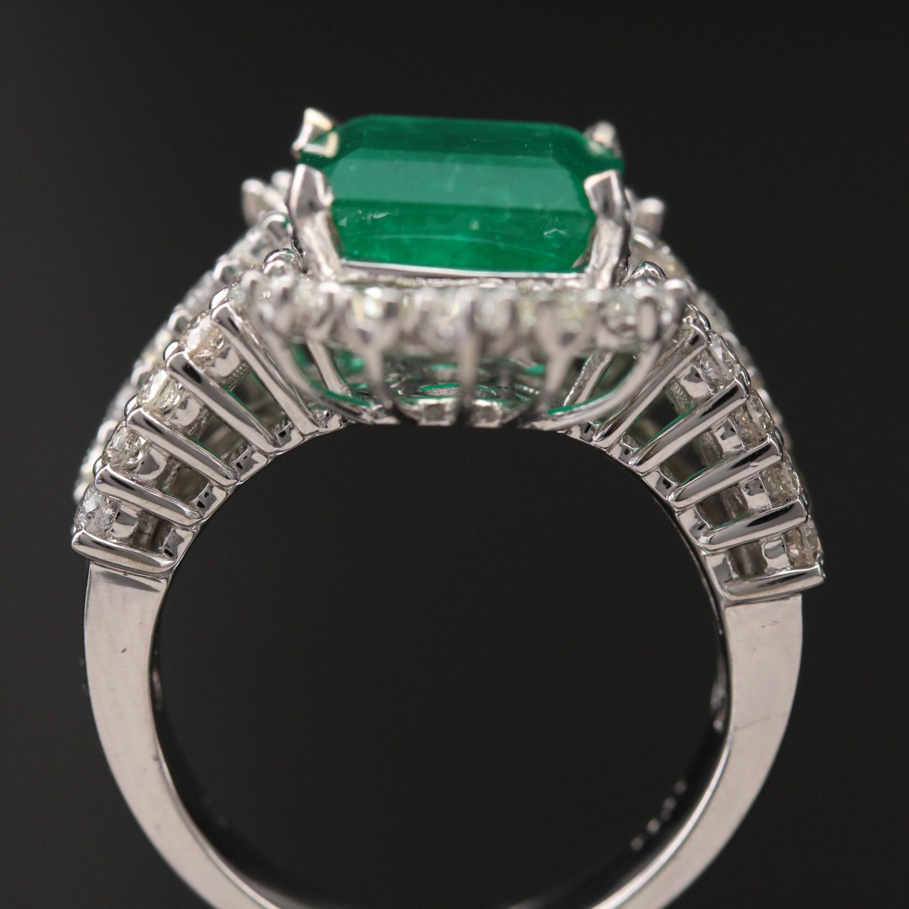 For Sale:  3 Carat Emerald Diamond Engagement Ring Art Deco Halo Emerald Statement Ring 4