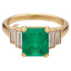 3 Carat Emerald gold ring, Natural Emerald Engagement ring for women