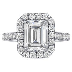 3 Carat Emerald Halo Diamond Ring 18K Gold Effortless Elegance