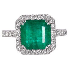 3 Karat Smaragd Halo Verlobungsring, einzigartiger Vintage-Smaragd-Goldring