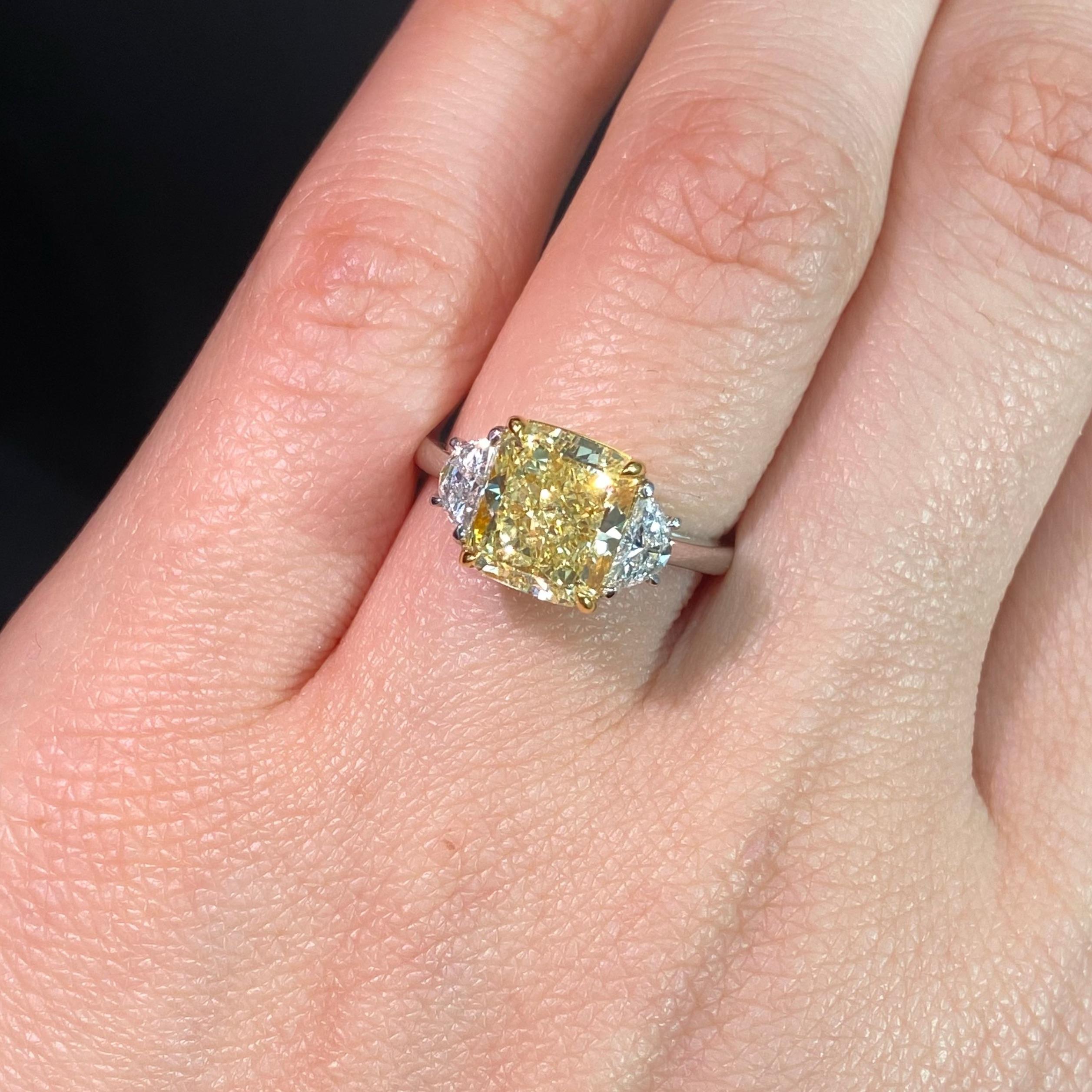 Cushion Cut 3 Carat Fancy Yellow Cushion Diamond Engagement Ring For Sale