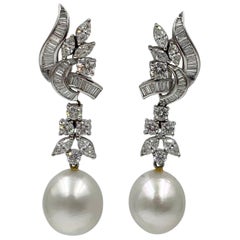 boucles d'oreilles pendantes avec perles des mers du Sud et diamants H VS de 3 carats en or blanc 18 carats