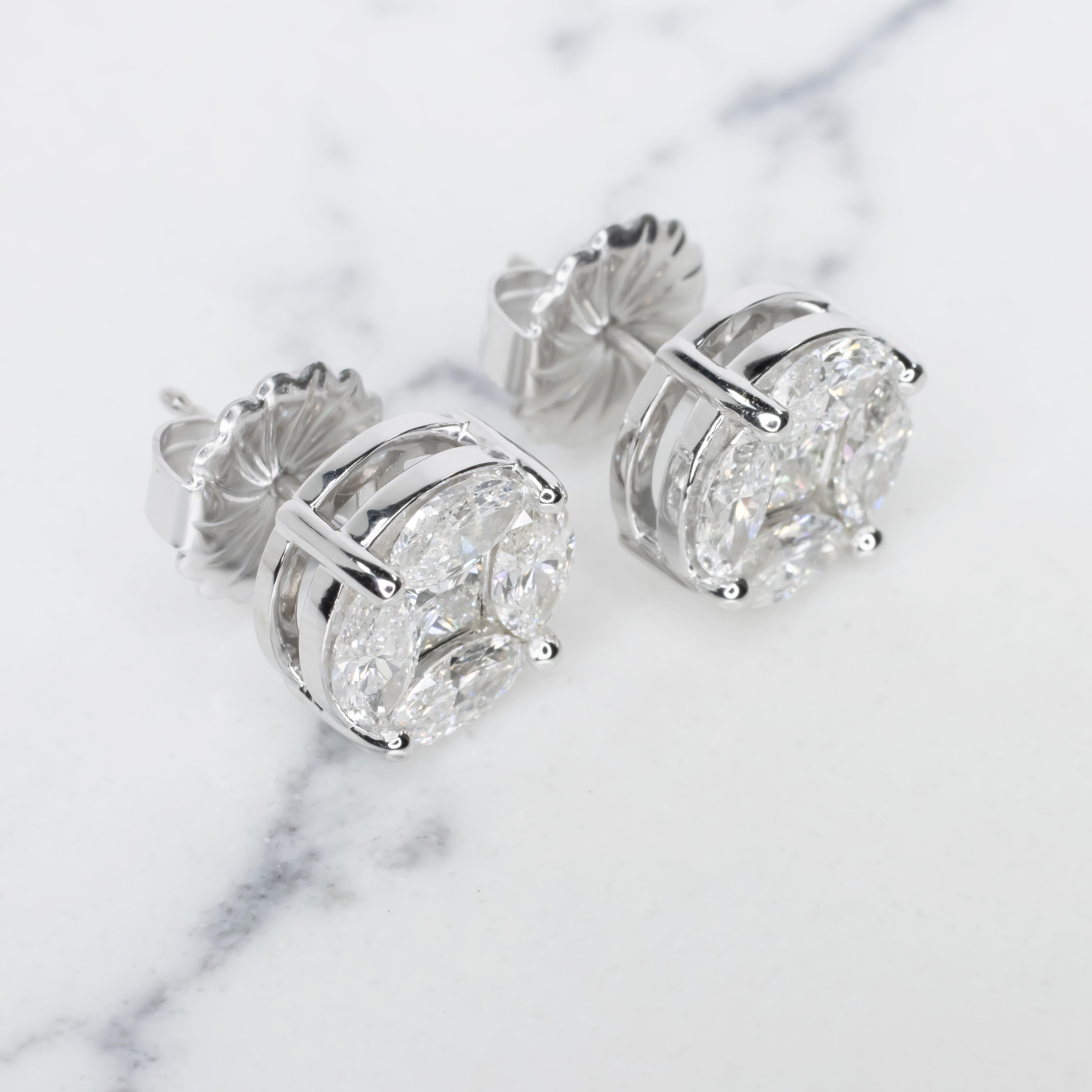 Elegance redefined: Introducing the Antinori Di Sanpietro 3 Carat Diamond Stud Earrings, a masterpiece of jewelry design. These studs are a testament to the exquisite craftsmanship synonymous with the Antinori Di Sanpietro name, renowned for