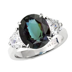 bague en platine à trois pierres:: alexandrite naturelle du Brésil de 3 carats et diamants