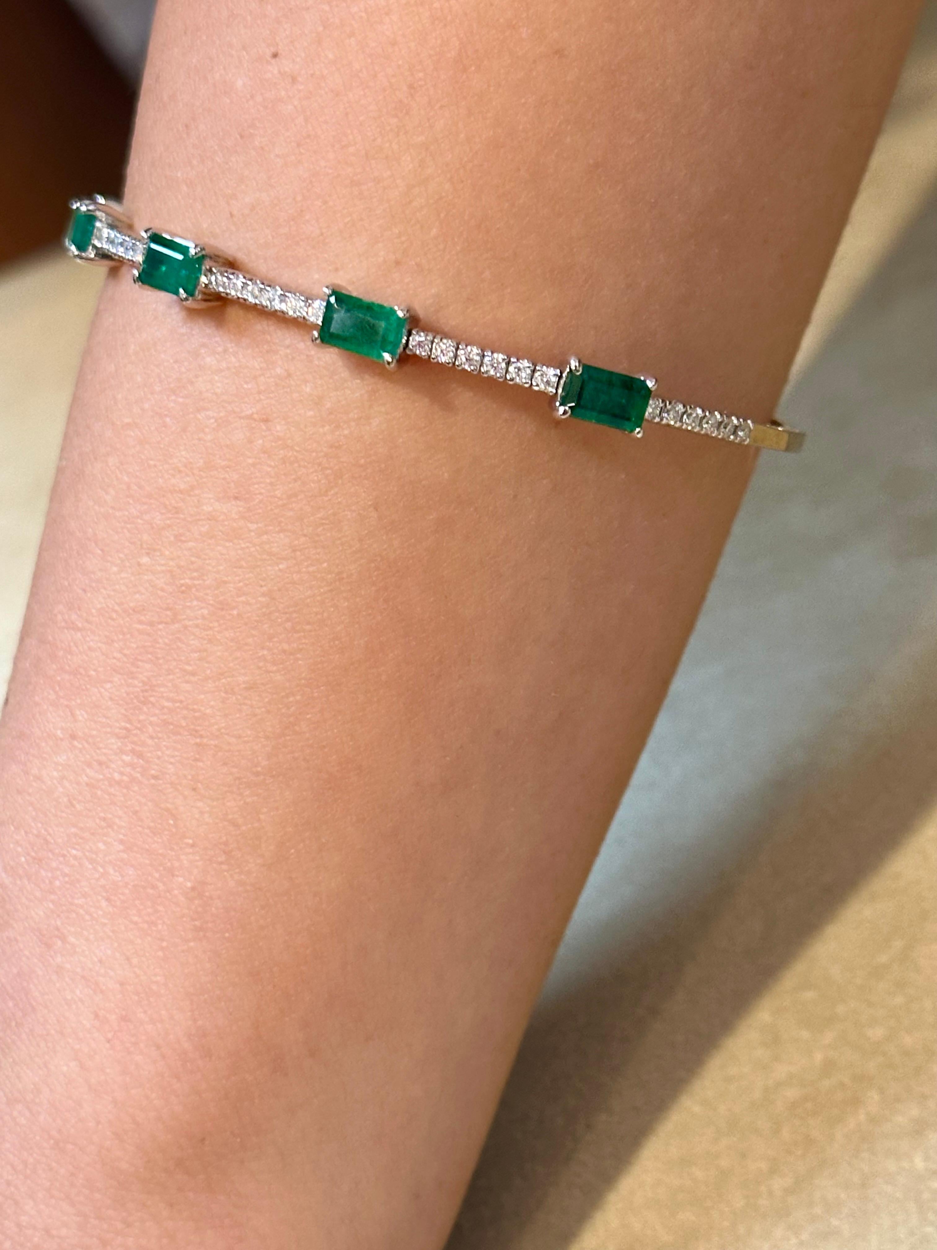 3 Carat Natural Brazilian Emerald & Diamond Bangle Bracelet 14 Karat White Gold For Sale 10