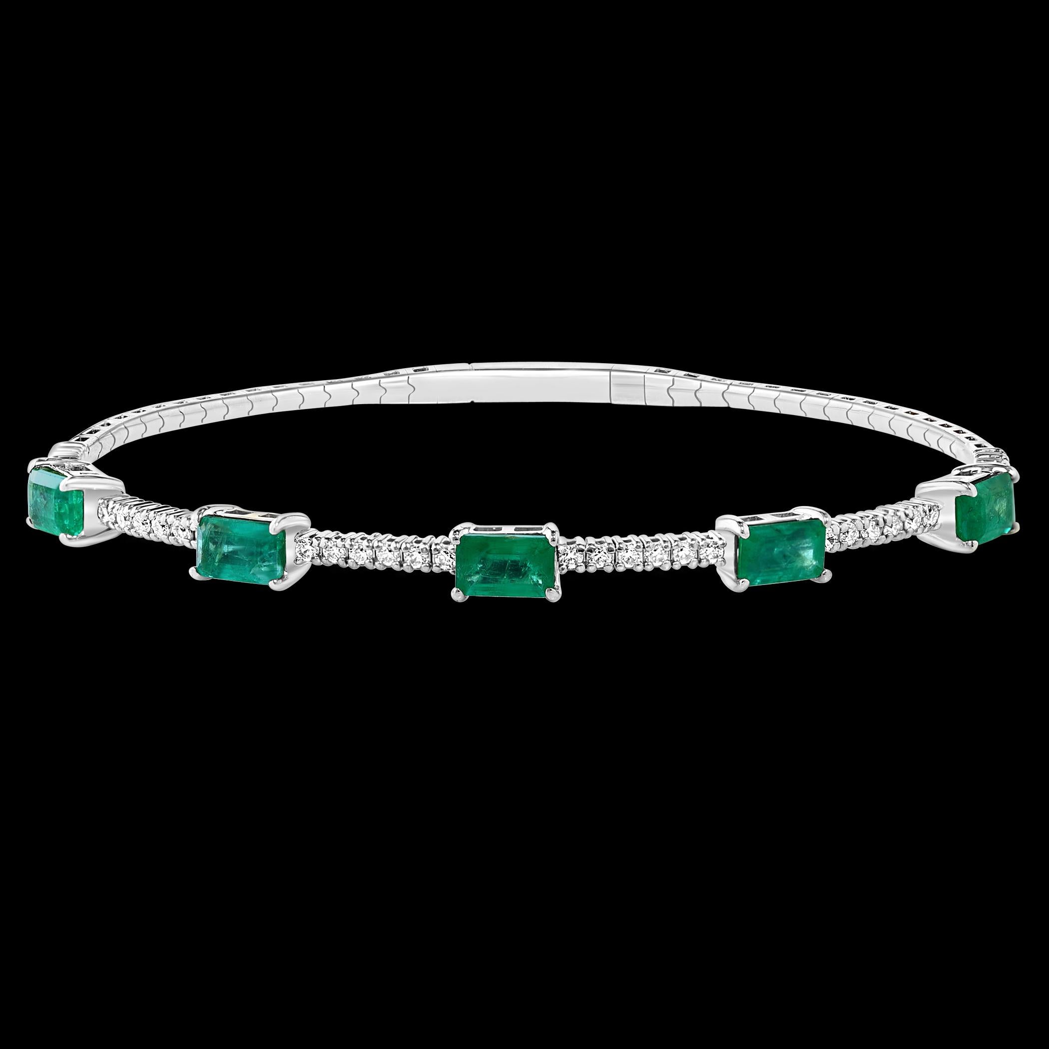 3 Carat Natural Brazilian Emerald & Diamond Bangle Bracelet 14 Karat White Gold For Sale 15