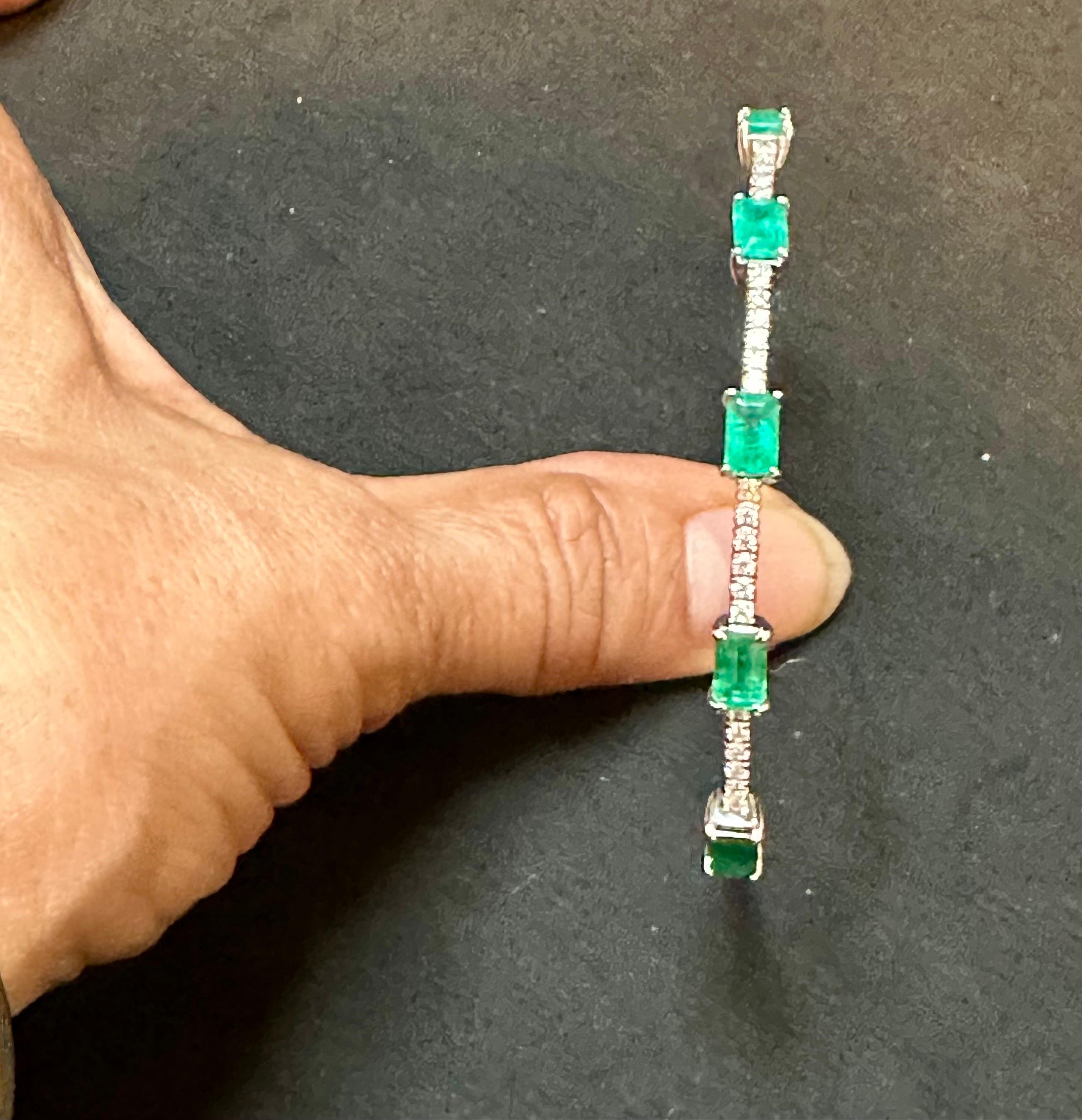 3 Carat Natural Brazilian Emerald & Diamond Bangle Bracelet 14 Karat White Gold For Sale 3