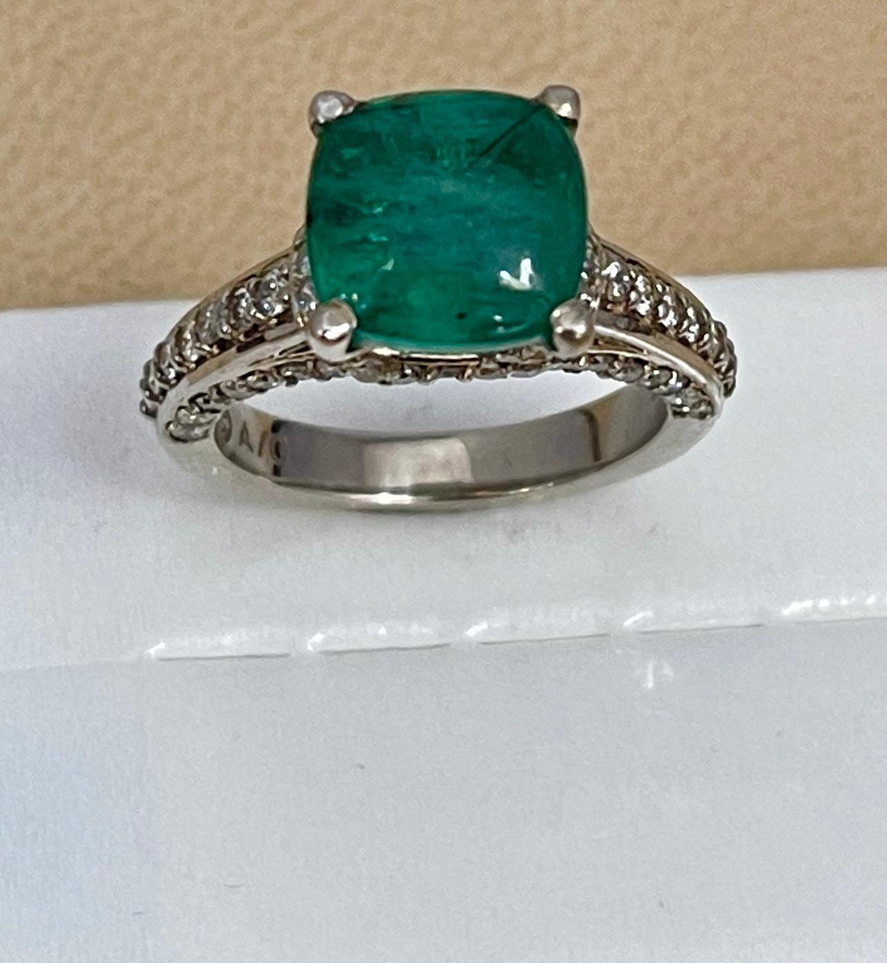 3 Carat Natural Cushion Cabochon Emerald & Diamond Ring 14 Karat White Gold In Excellent Condition In New York, NY