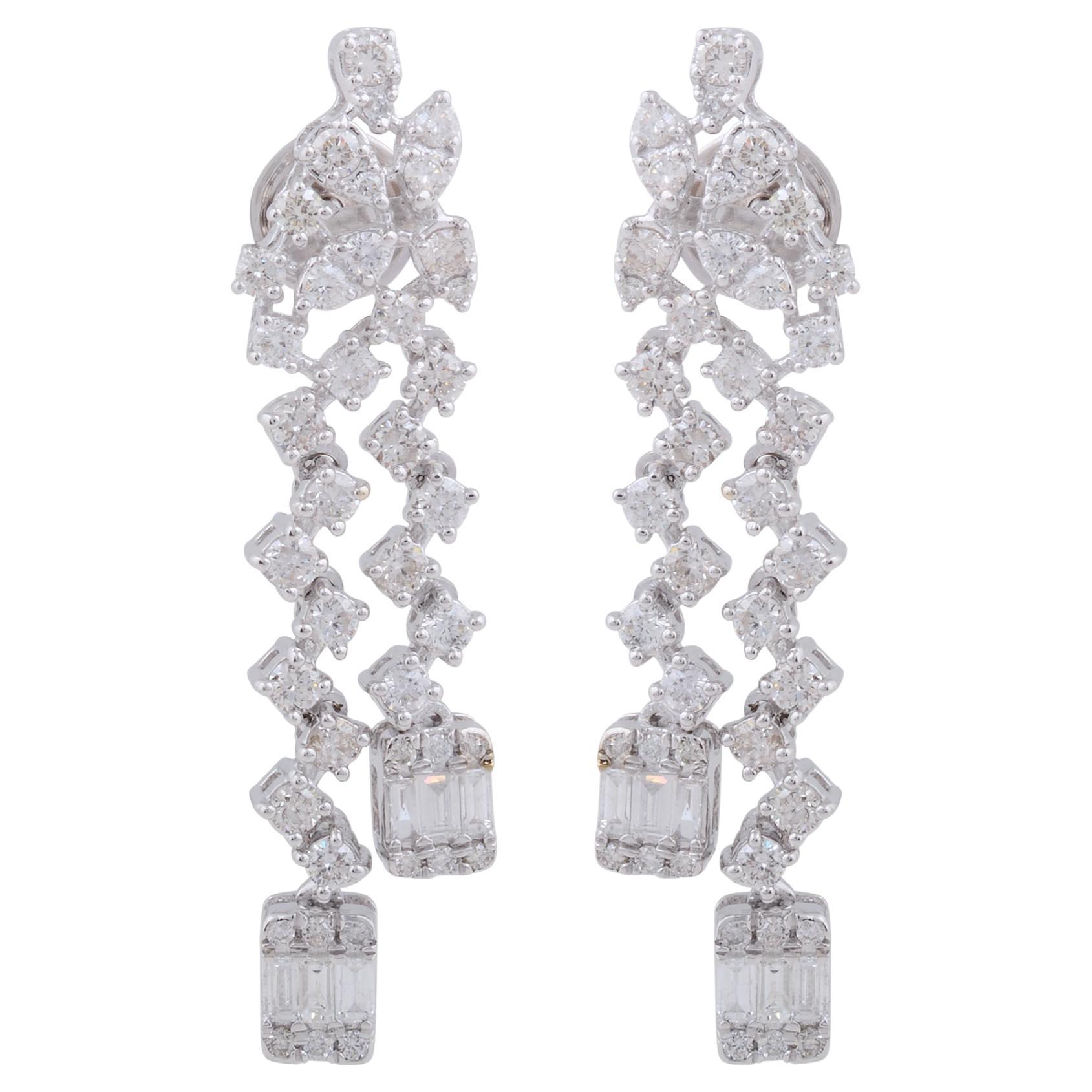Taglio baguette Orecchini a pendente con diamanti naturali da 3 carati in oro bianco 14 carati Gioielli di pregio in vendita