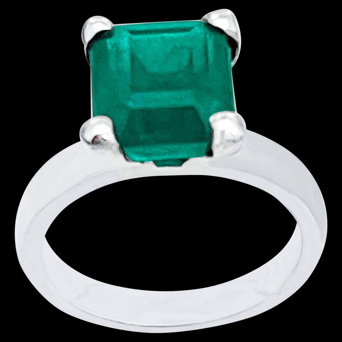 Approximately 3  Carat Natural Emerald Cut Emerald  Ring in Platinum Size 3.2
I am selling this ring at a very reasonable price.
Approximately  3  Carat Natural  Emerald cut emerald 
Intense green color,  Extremely Beautiful stone with shine and