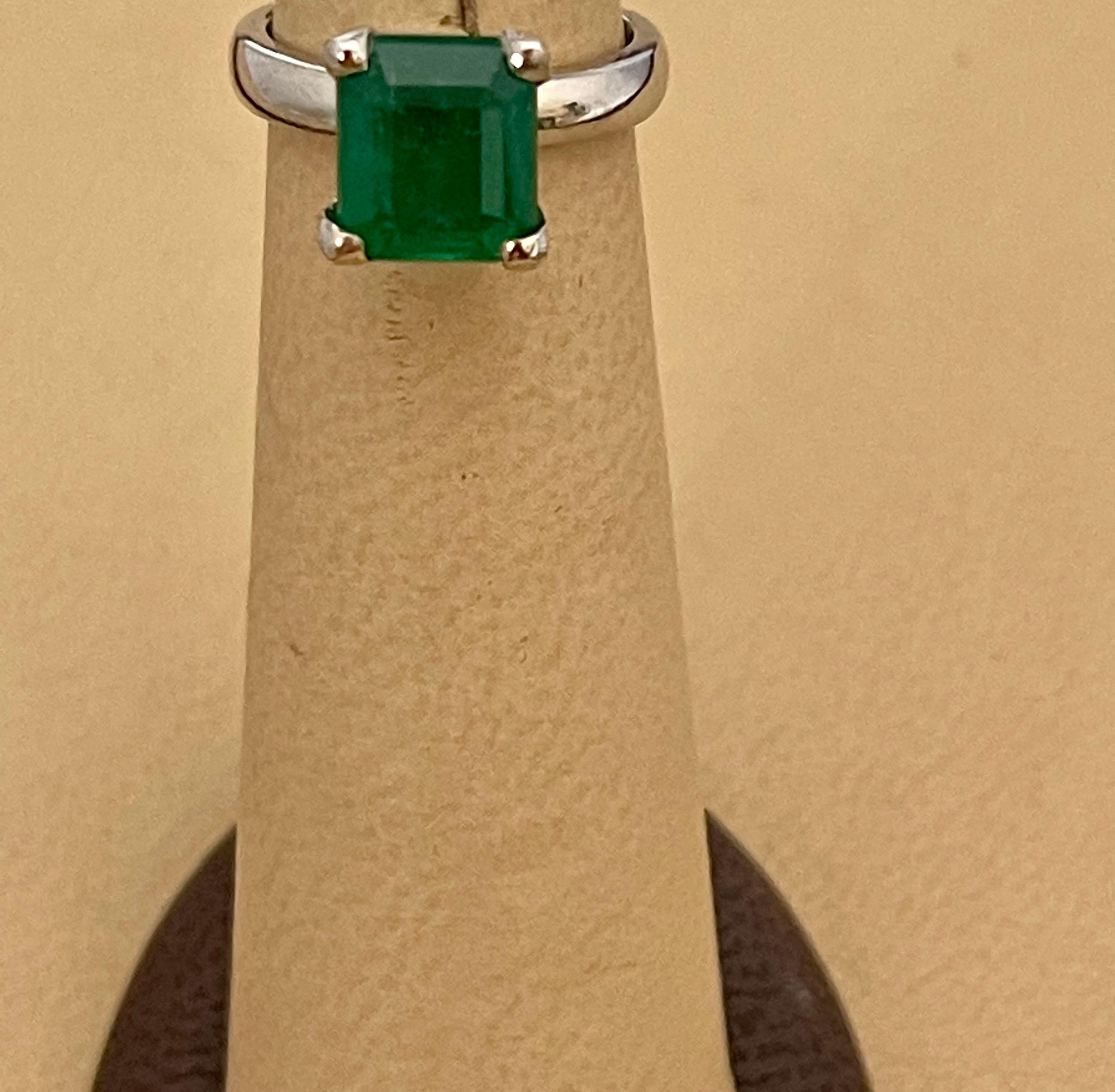 Women's 3 Carat Natural Emerald Cut Emerald Ring in Platinum