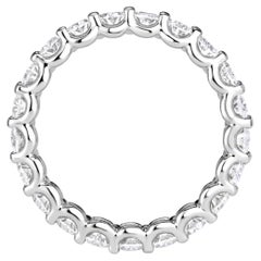 3 Carat Oval Band Brilliant White 18K White Gold Modern Nobility Signature