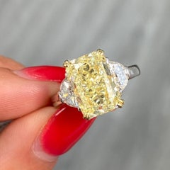 3 Carat Oval Diamond Ring Fancy Yellow 14K White Gold Sunlit Royal Radiance