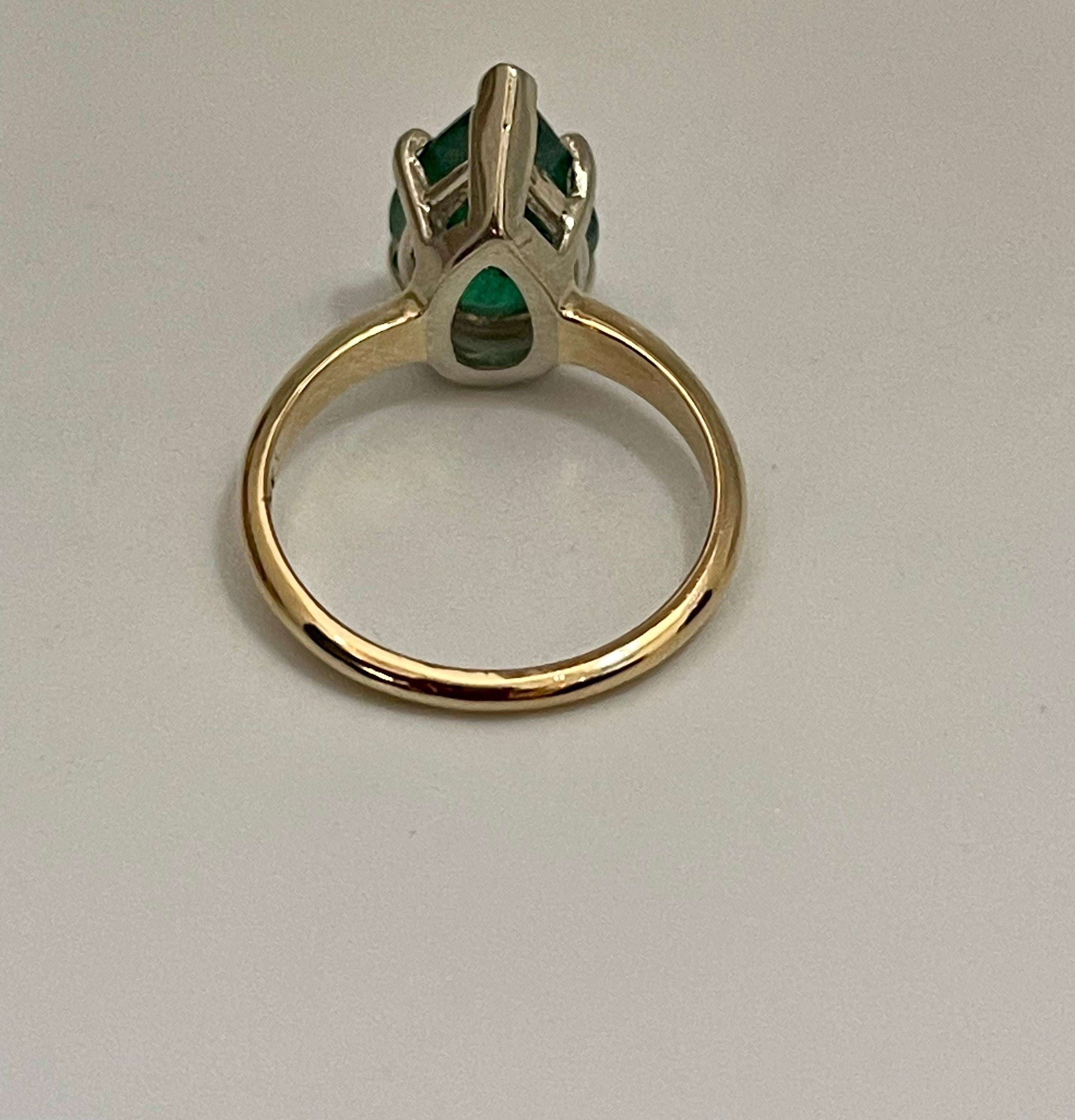 3 Carat Pear Cut Natural Emerald Ring 14 Karat Yellow & White Gold For Sale 9