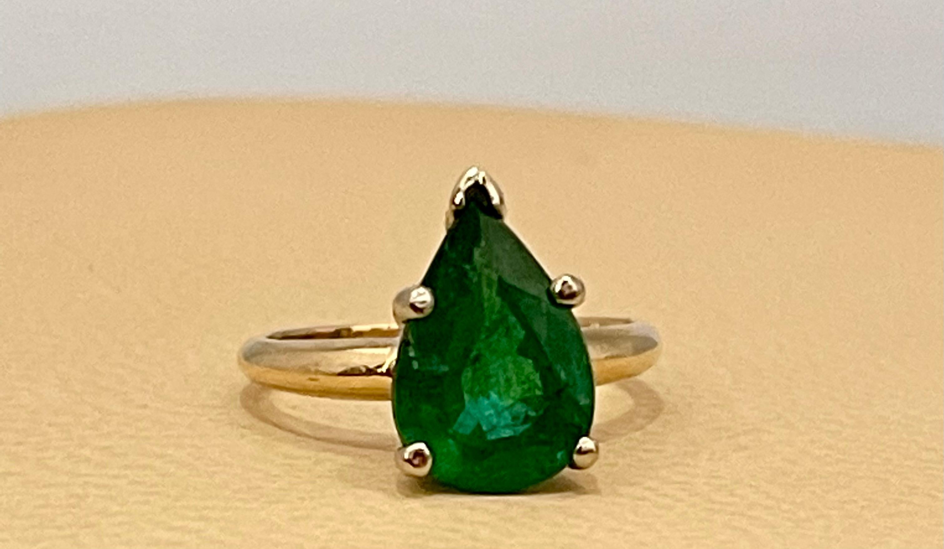 3 Carat Pear Cut Natural Emerald Ring 14 Karat Yellow & White Gold For Sale 10