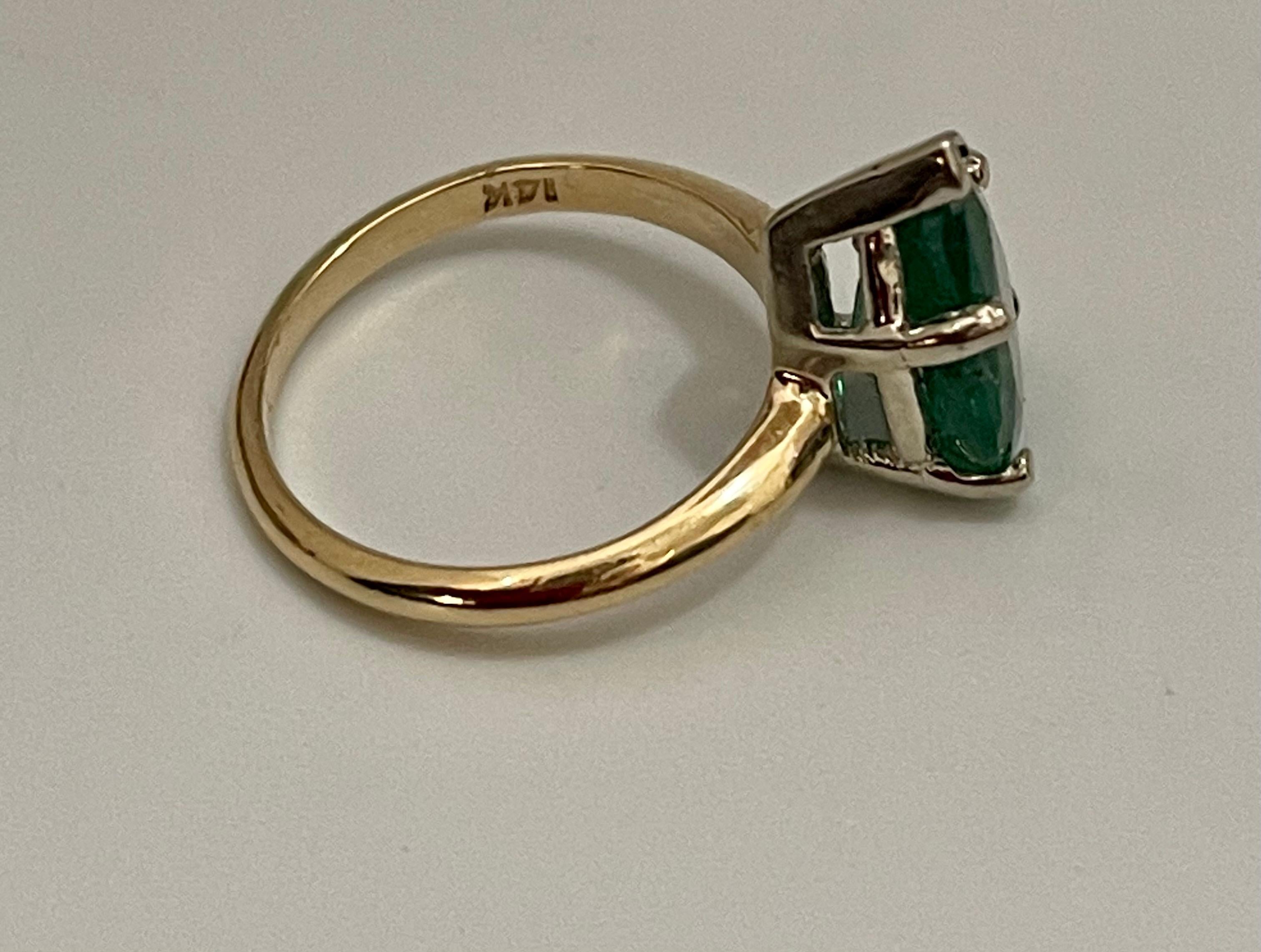3 Carat Pear Cut Natural Emerald Ring 14 Karat Yellow & White Gold For Sale 7