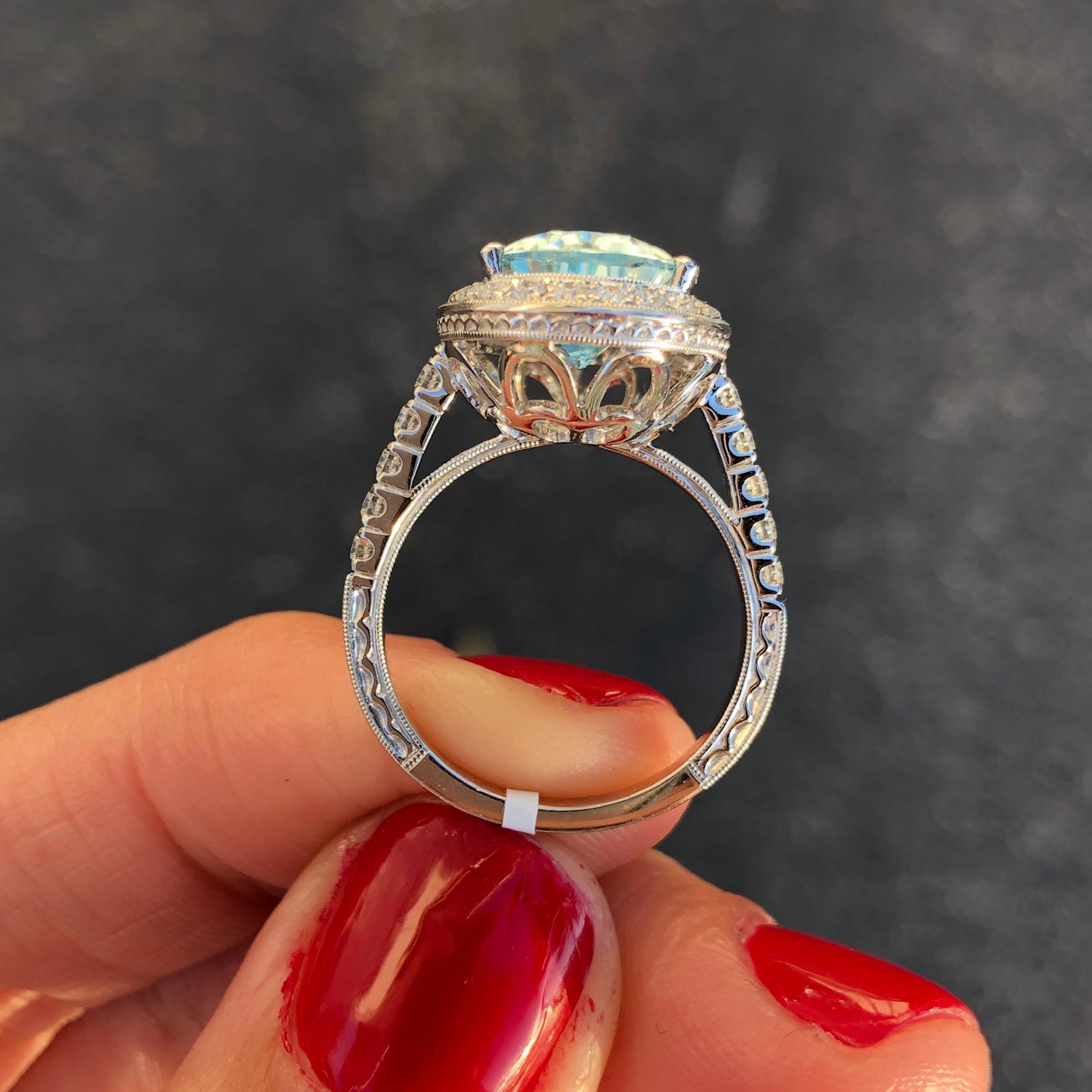 3 Carat Pear Shape Aquamarine Cocktail Engagement Ring In New Condition For Sale In Miami, FL