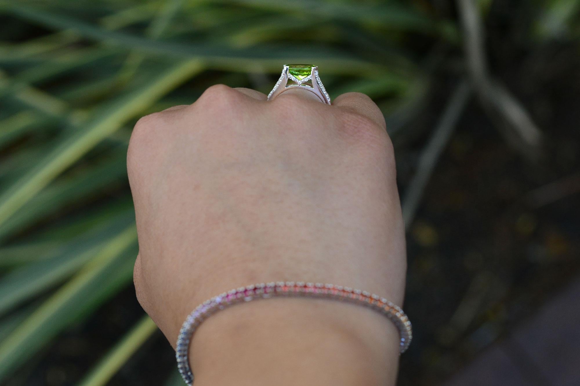 Contemporary 3 Carat Peridot Gemstone Engagement Ring