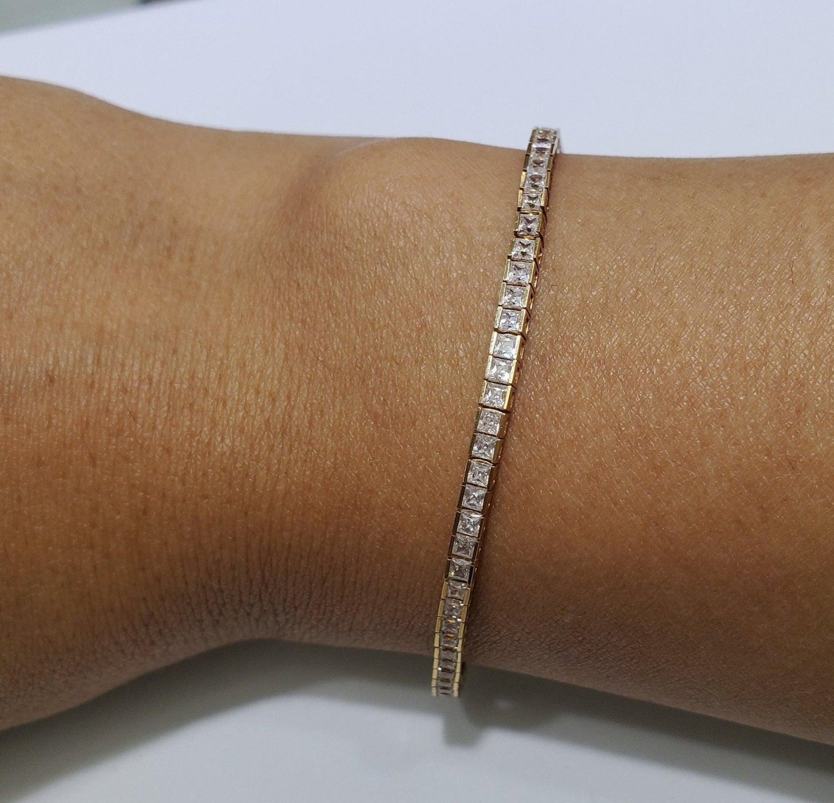 Bracciale tennis con canale di zirconia cubica da 3 carati con taglio principessa In condizioni Nuovo in vendita a Sugar Land, TX