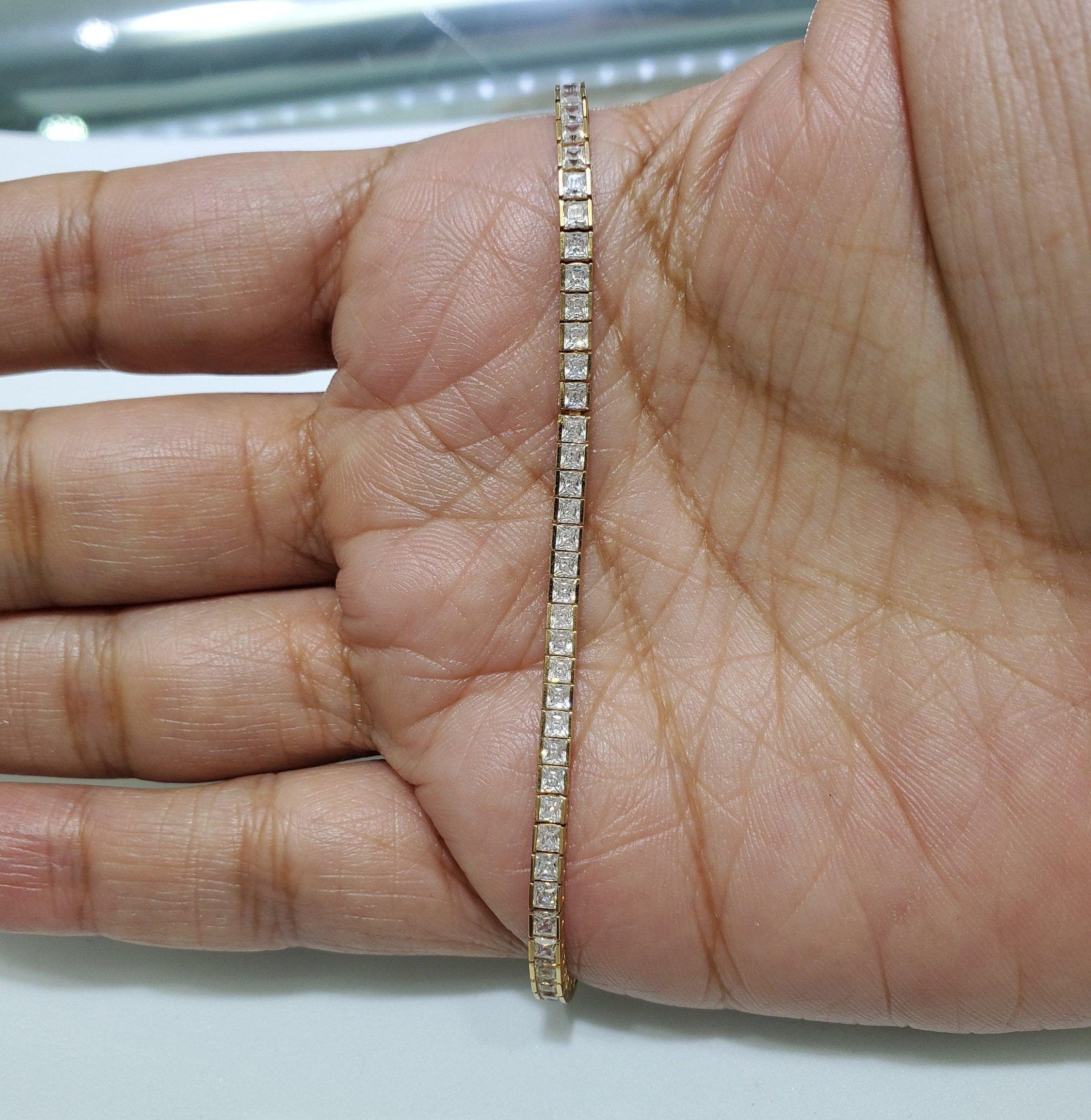 Bracciale tennis con canale di zirconia cubica da 3 carati con taglio principessa in vendita 1