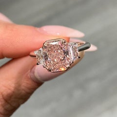 3 Carat Radiant Diamond Ring Fancy brown pink Gold Colour-Collector’s Treasure