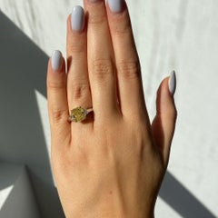 3 Karat Radiant Diamantring Fancy Gelb 14K Gold Eine kronenwürdige Fancy Rarität