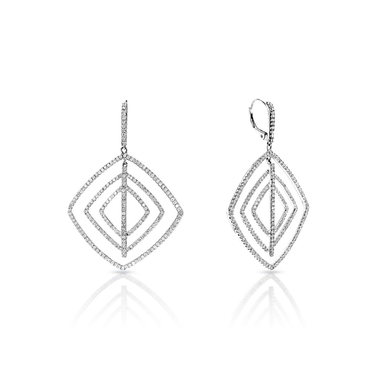 Round Cut 3 Carat Round Brilliant Diamond Hanging Earrings Certified For Sale
