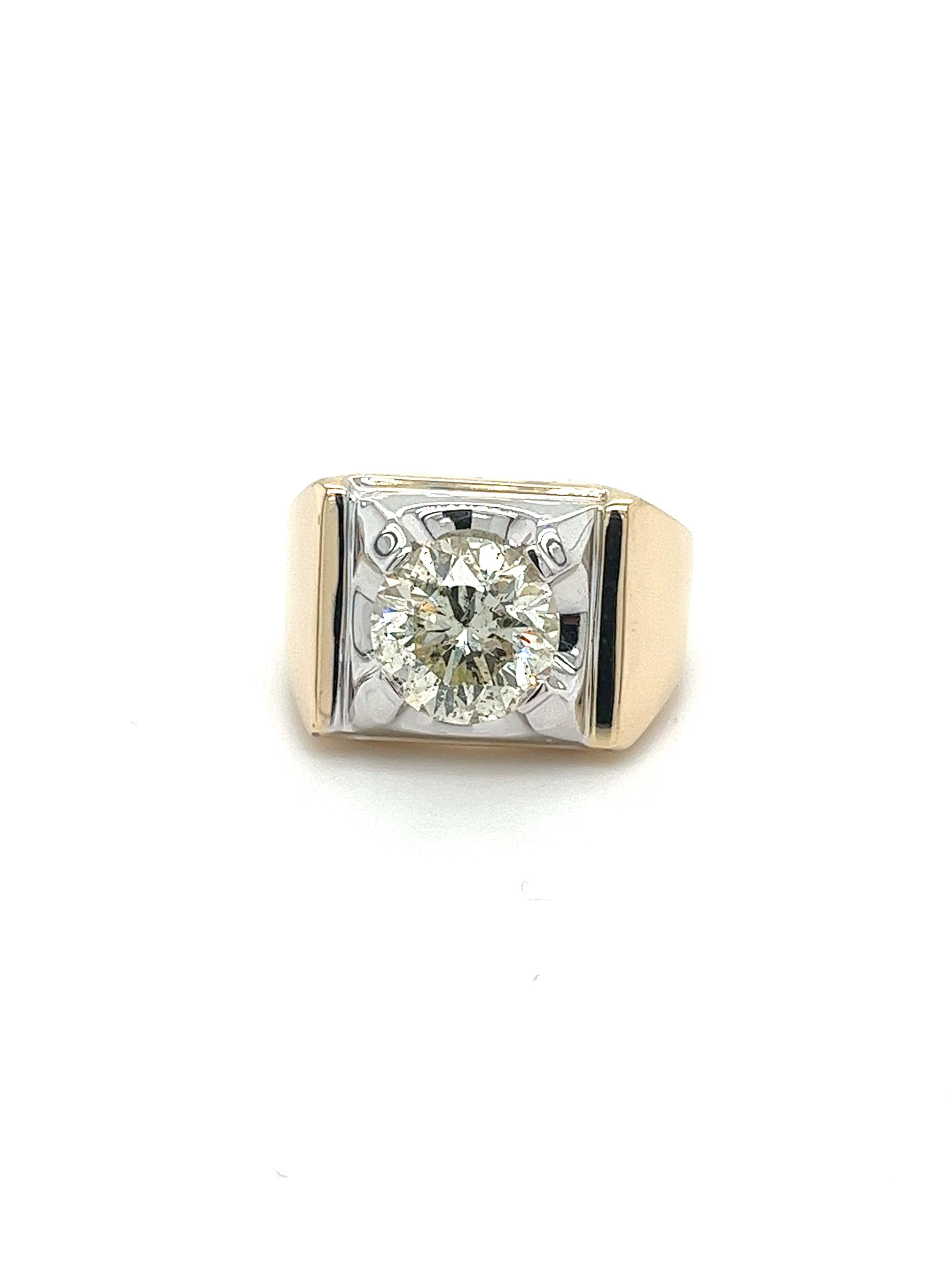 3 Carat Round Cut Natural Diamond Solitaire Mens Ring in 14K Gold Two Tone In New Condition For Sale In Miami, FL