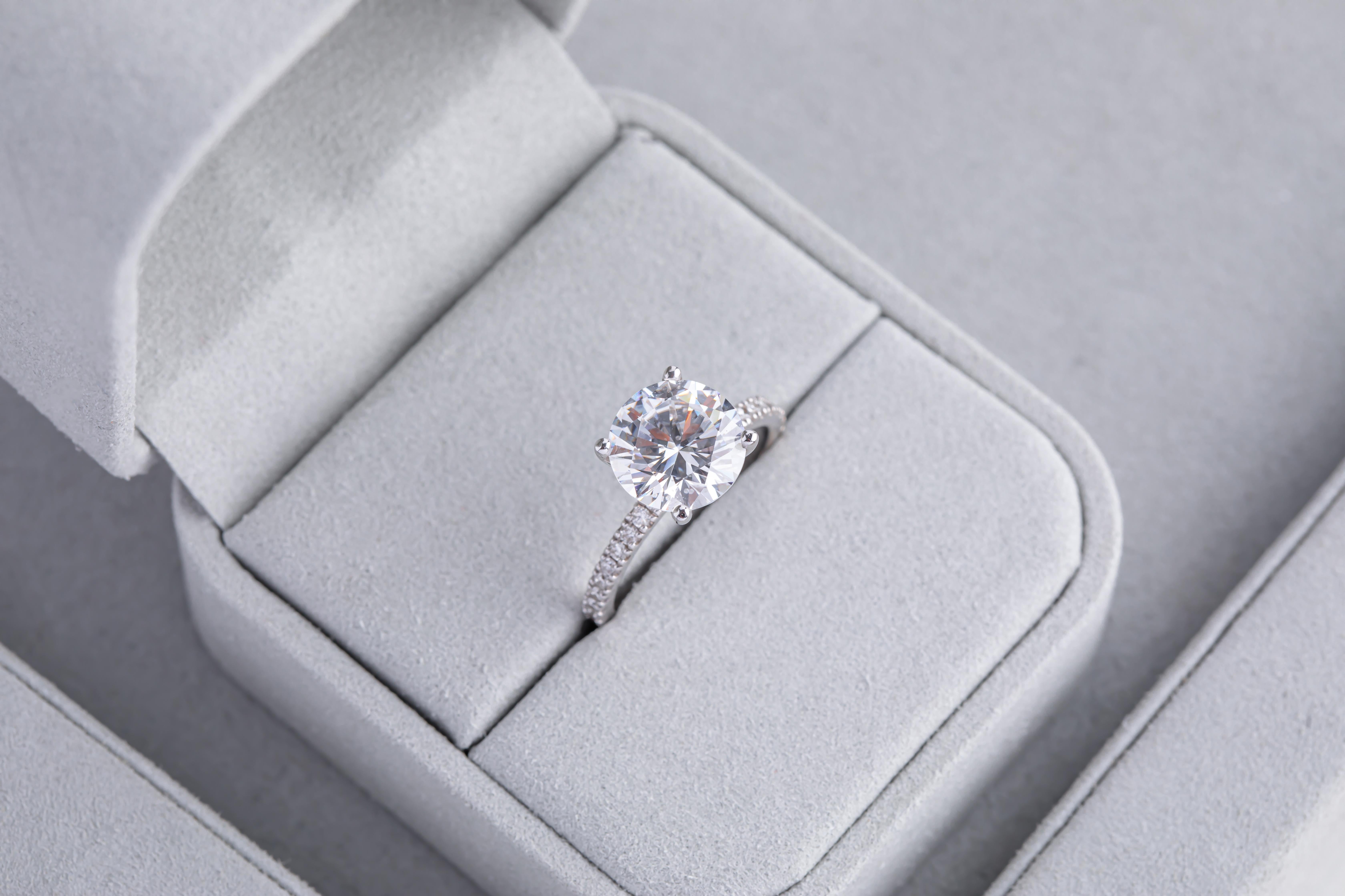 Round Cut 3 Carat Round Diamond Engagement Ring with Delicate Pave Setting Platinum For Sale