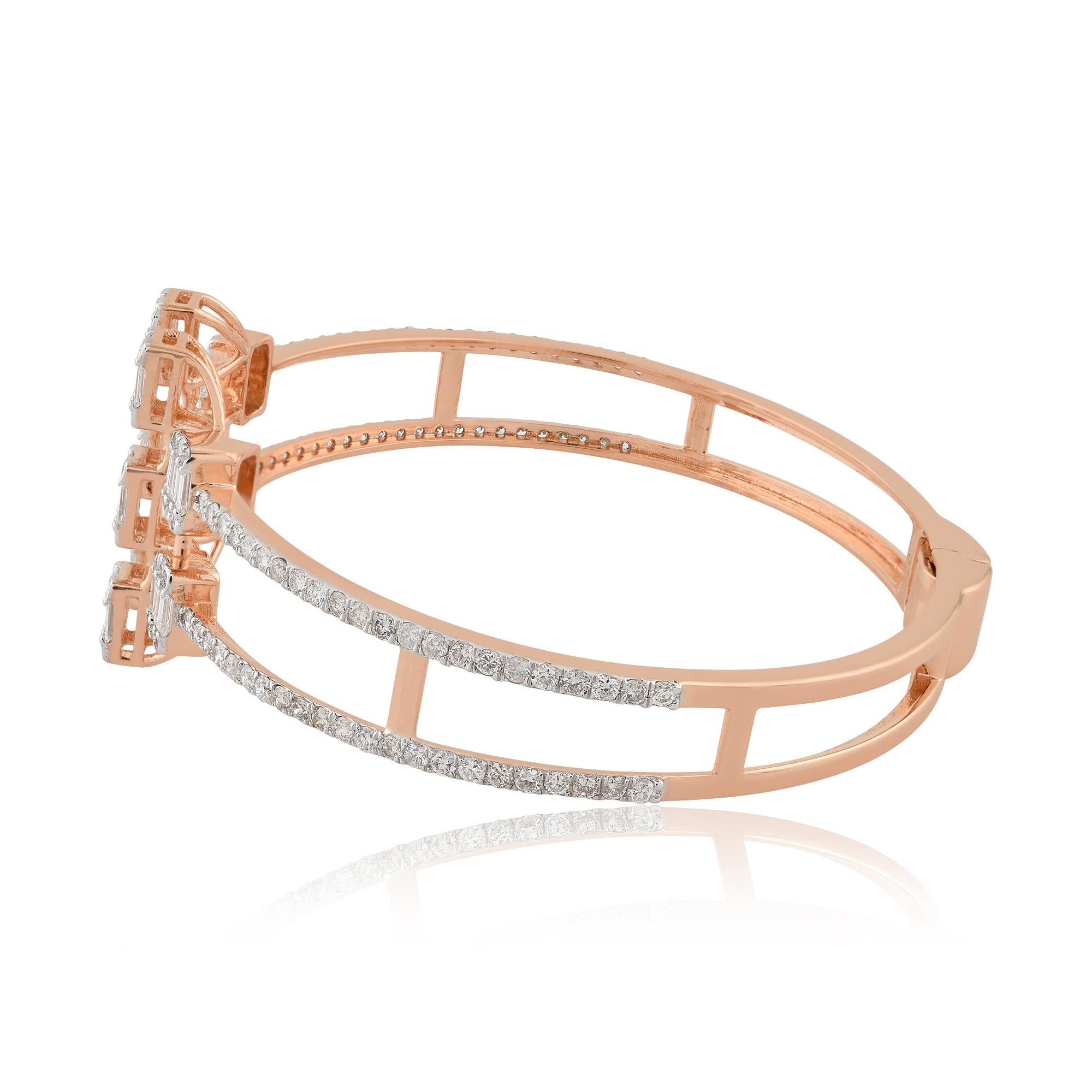 Codice articolo :- SEB-6303A
Peso lordo :- 16,44 gm
Oro rosa 18k Peso: - 15,82 gm
Peso del diamante :- 3,10 Carati ( DIAMANTE DI CHIAREZZA MEDIA SI1-SI2 e COLORE H. H.)
Dimensioni del braccialetto: 59 mm circa.
taglie
.....................
Possiamo