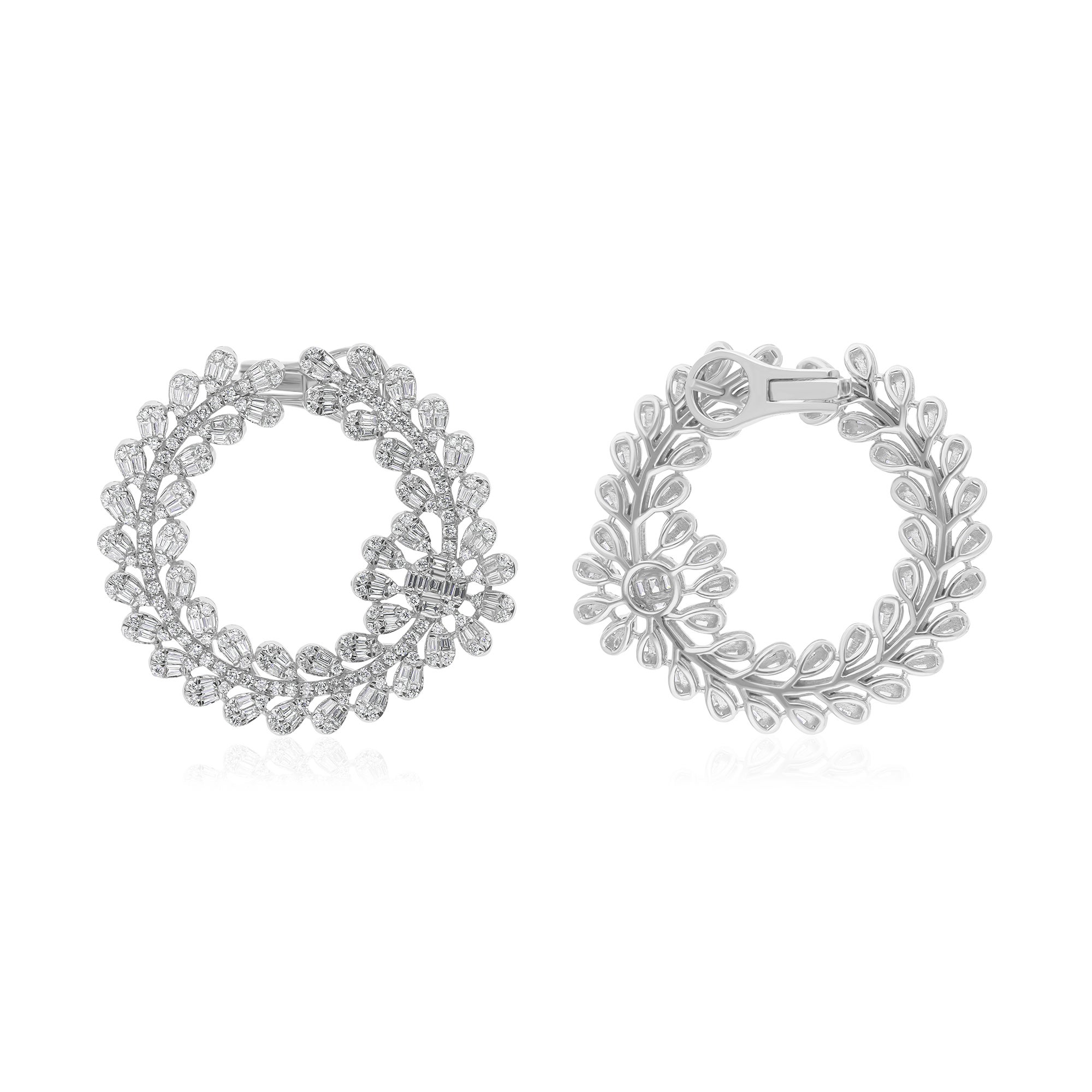 3 Karat SI Reinheit HI Farbe Baguette Runde Diamant Ohrringe 14 Karat Weißgold (Moderne) im Angebot