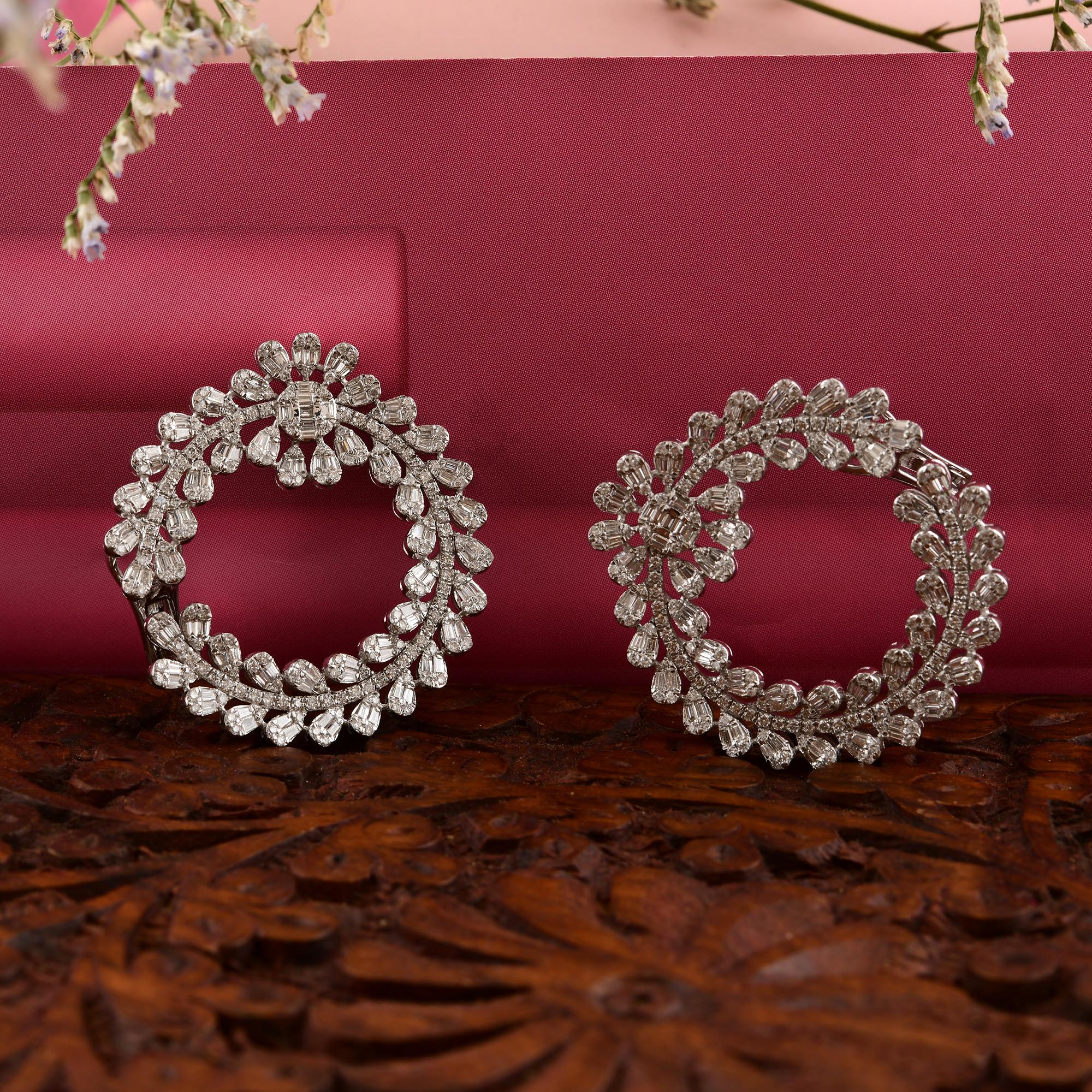 3 Karat SI Reinheit HI Farbe Baguette Runde Diamant Ohrringe 14 Karat Weißgold Damen im Angebot