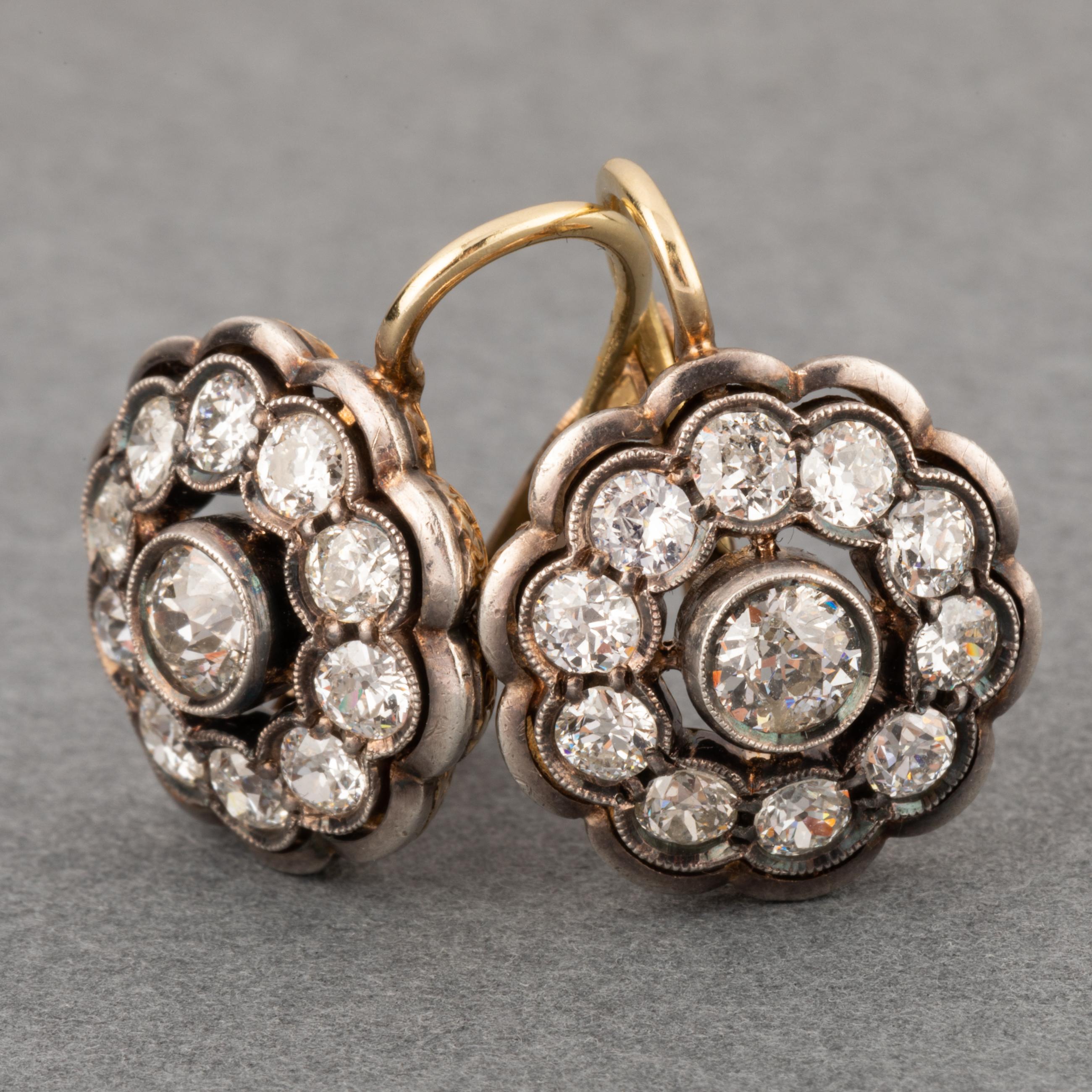 Belle Époque 3 Carats Antique Diamonds Earrings For Sale