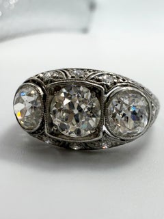 3 carats Diamond ring antique platinum year unknown