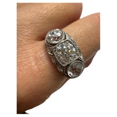 3 quilates Anillo de diamantes platino antiguo año desconocido