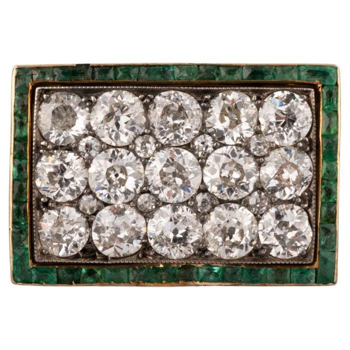 3 Carats Diamonds and Emeralds Antique Brooch For Sale