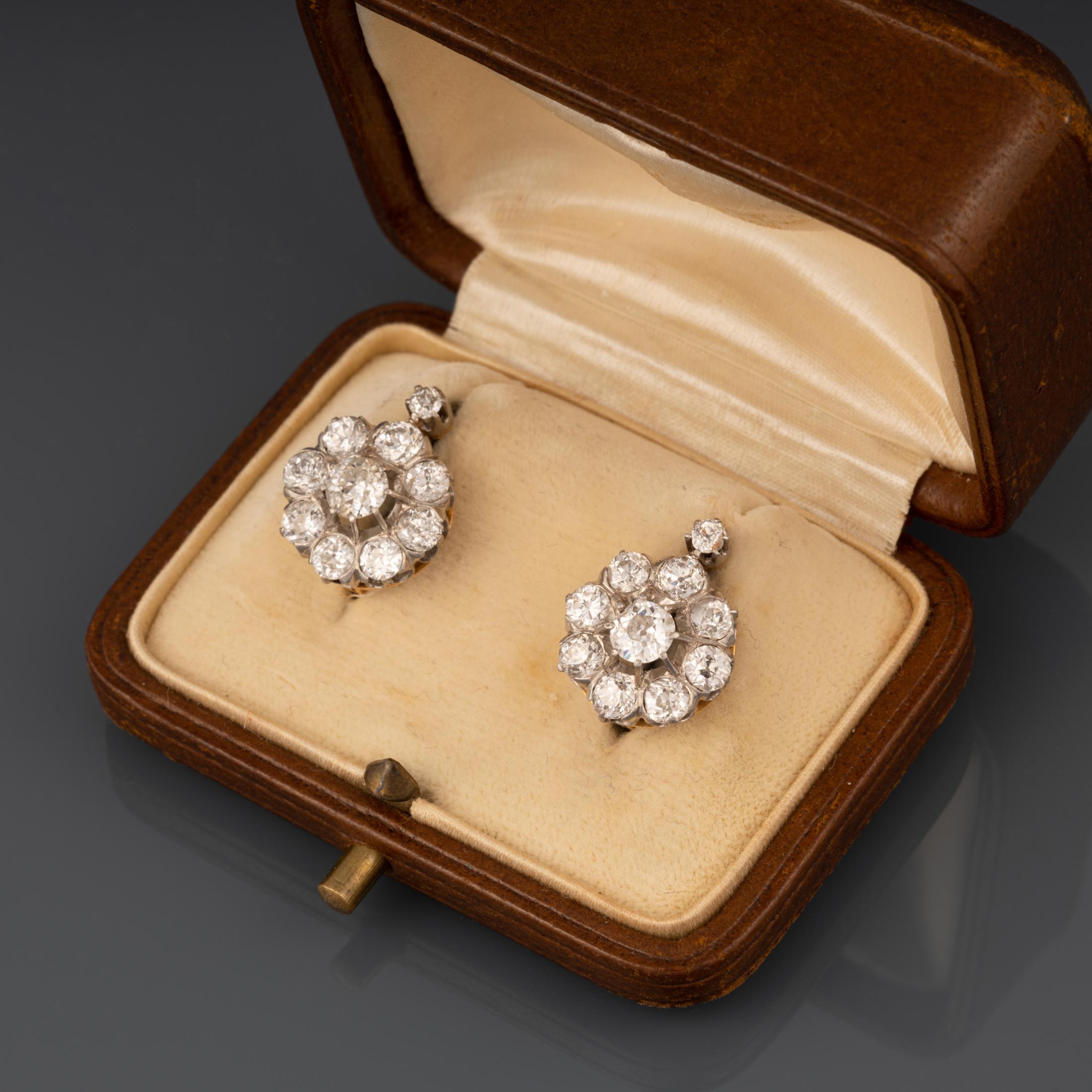 3 Carats Diamonds French Antique Earrings In Good Condition For Sale In Saint-Ouen, FR