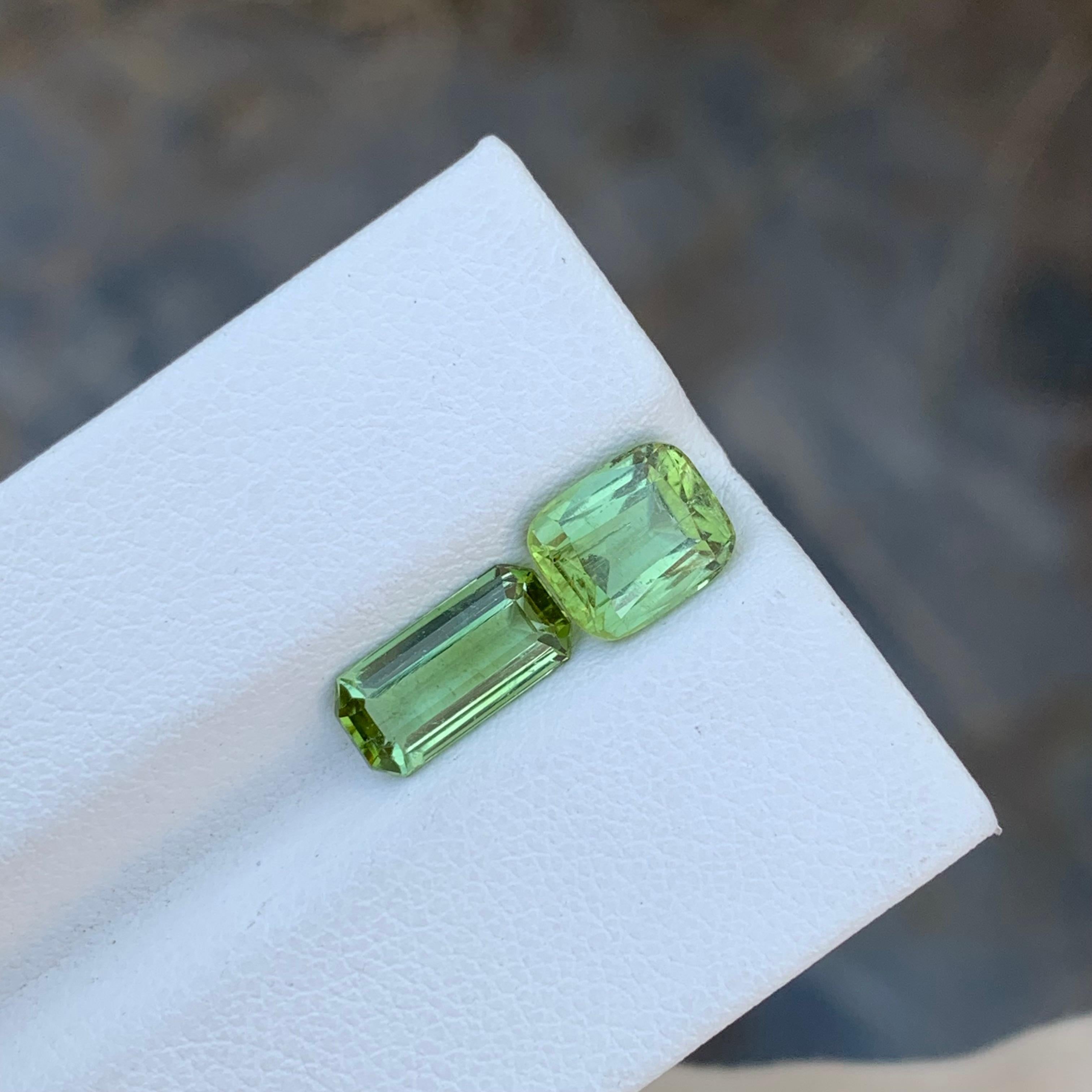 3 Carats Natural Loose Green Tourmaline Pieces For Jewellery Making  In New Condition For Sale In Peshawar, PK