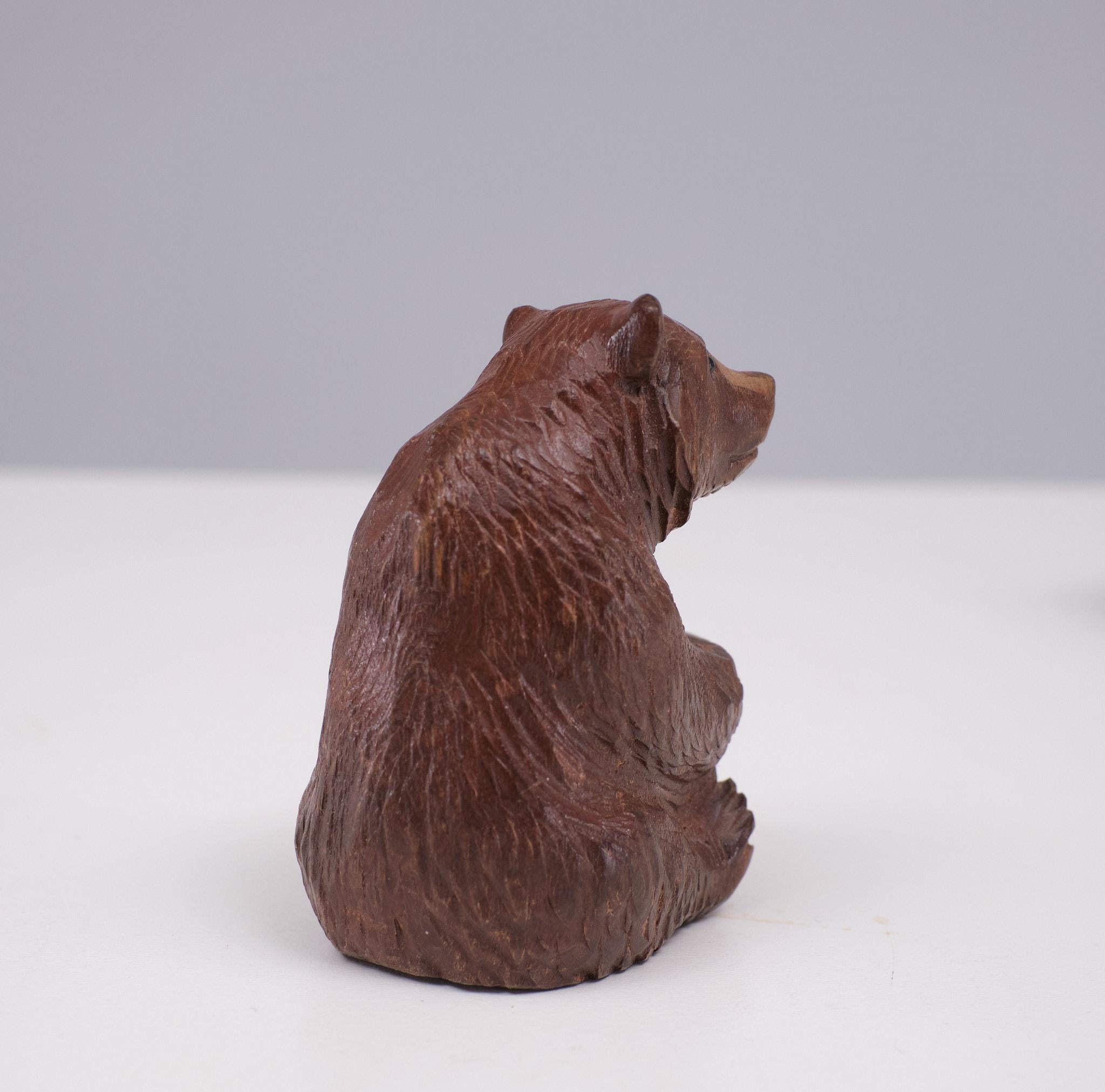 3 geschnitzte Black Forest Miniaturen  Bären  1910s  Deutschland  im Angebot 2