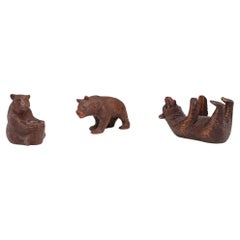 3 carved Black Forest miniature  Bears  1910s  Germany 