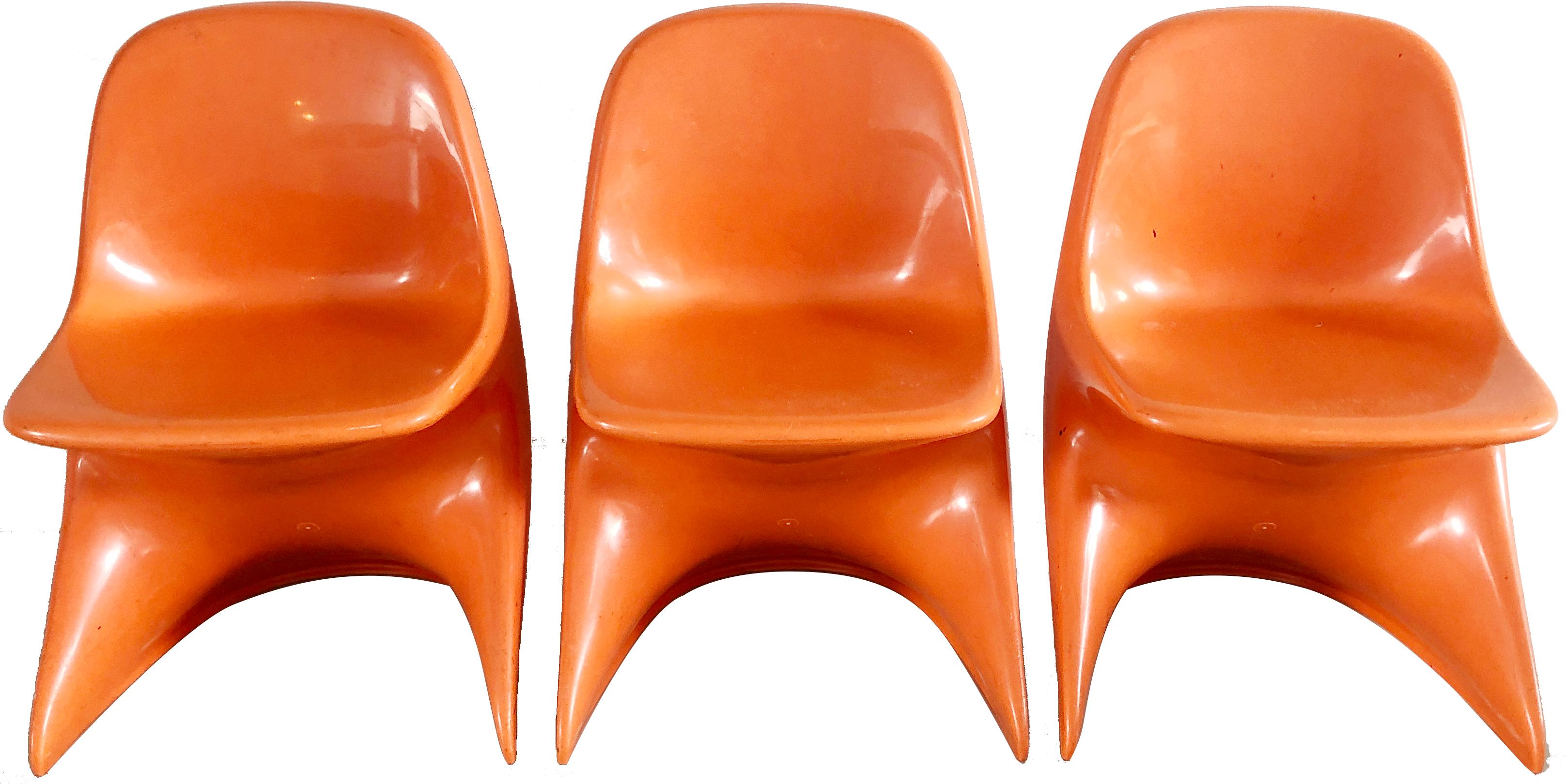 3 stackable Casalino 0 chairs designed by Alexander Begge in 1975 manufactured by Casala, Germany, in Mid-Century. Orange Molded Plastic.

Orange color size 
