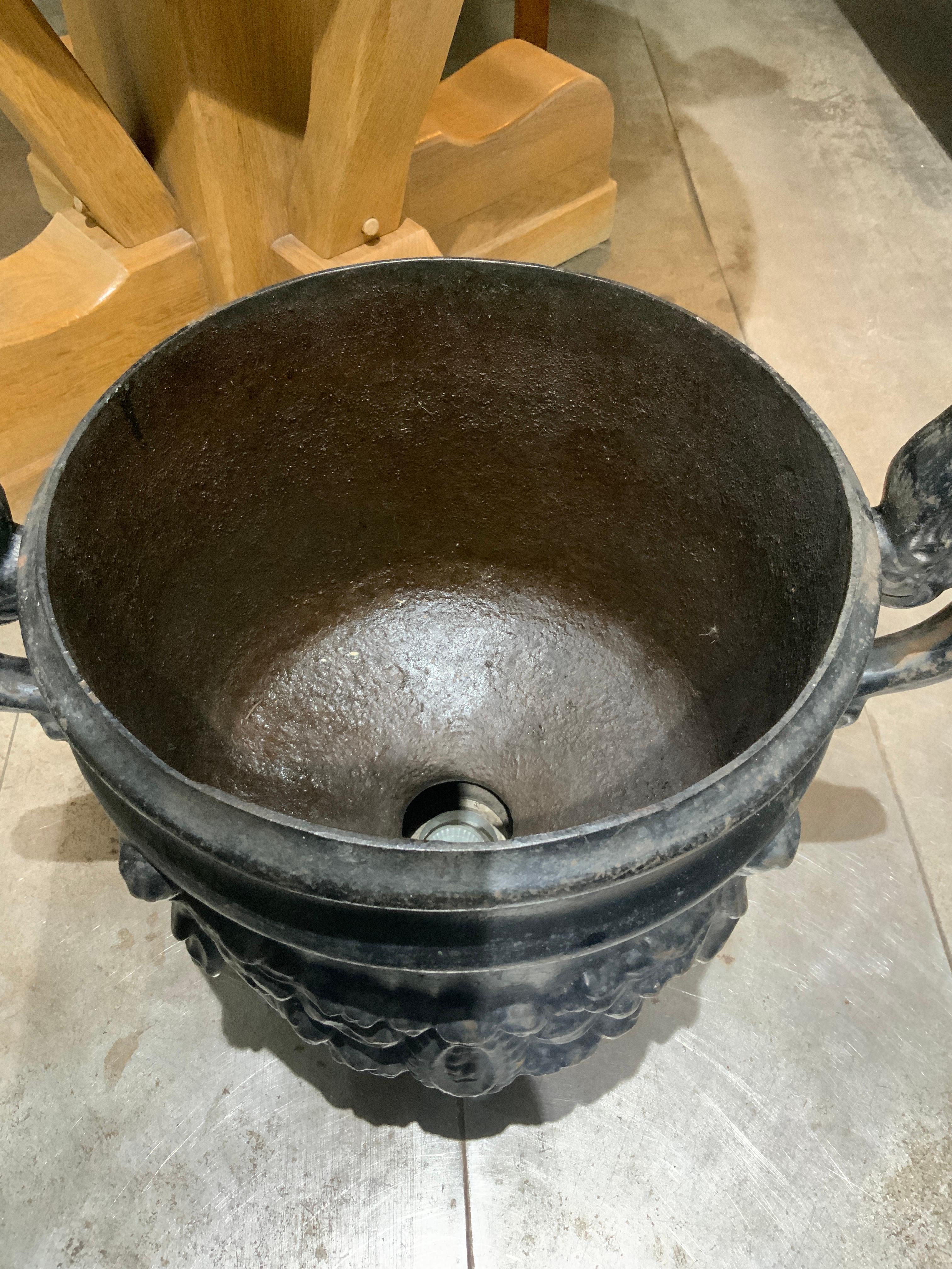 3 cast iron urns Sweden circa 1900 For Sale 1