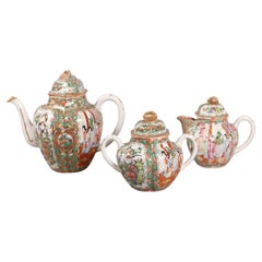 3 Chinese rose medallion porcelain teapots/bowl, 19th c.