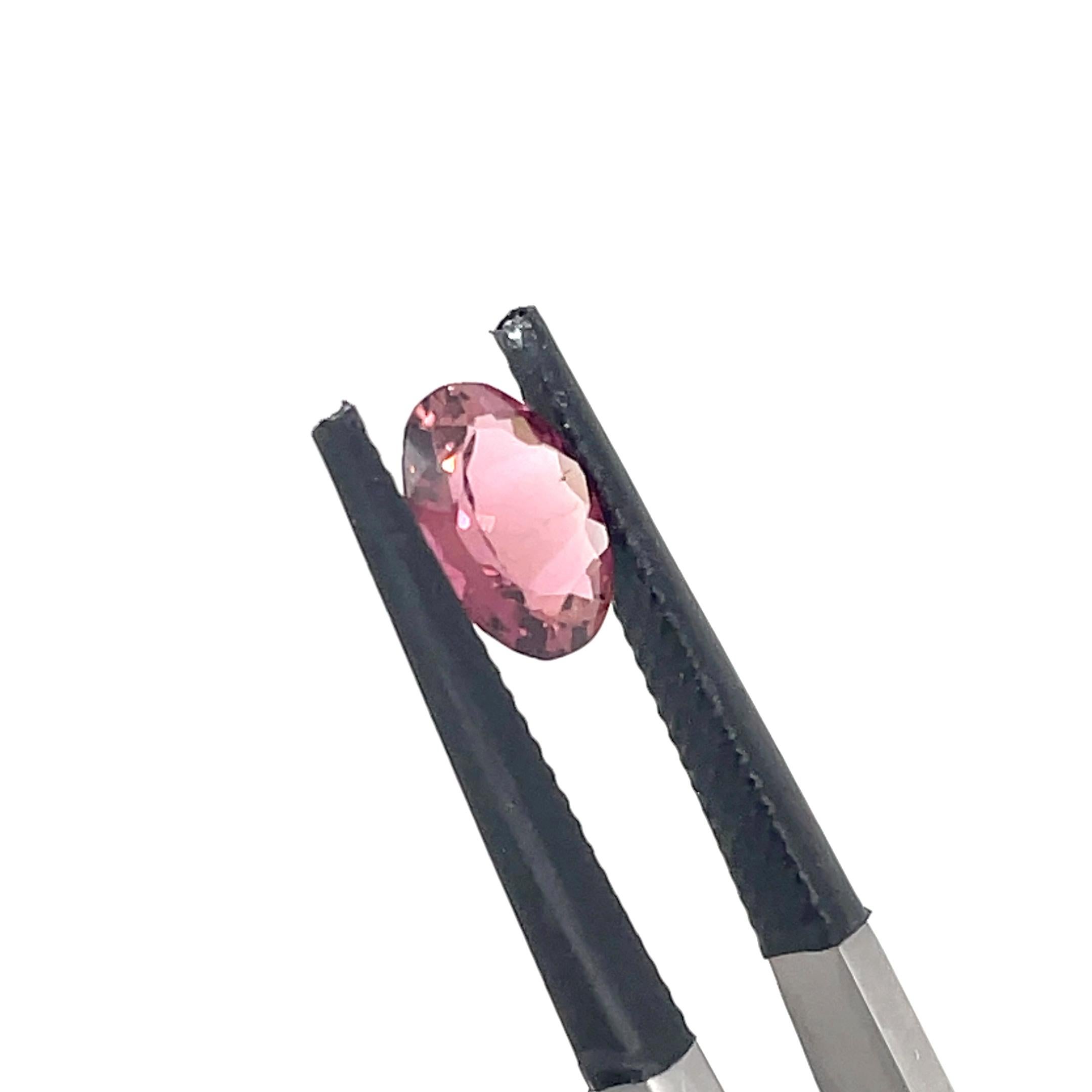 Tormaline ovali incastonate a 3 colori Cts 4,63 in vendita 2