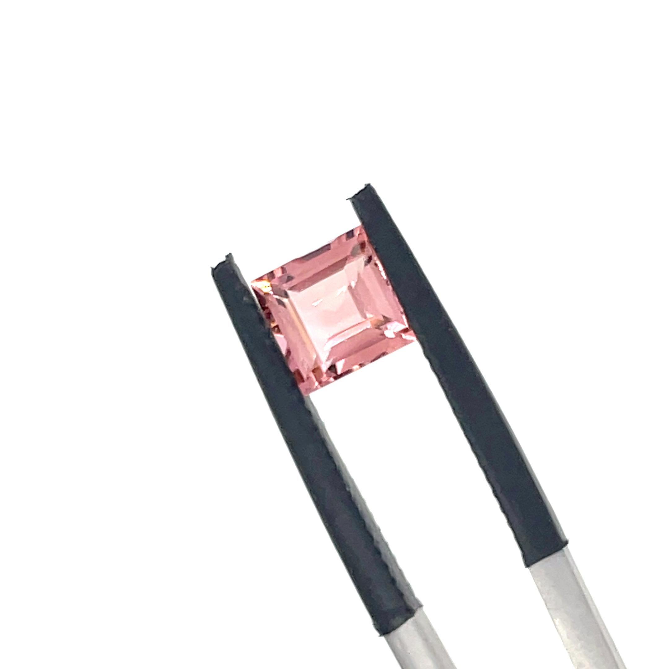 Pietre di tormalina di 3 colori Cts 8,92 in vendita 9