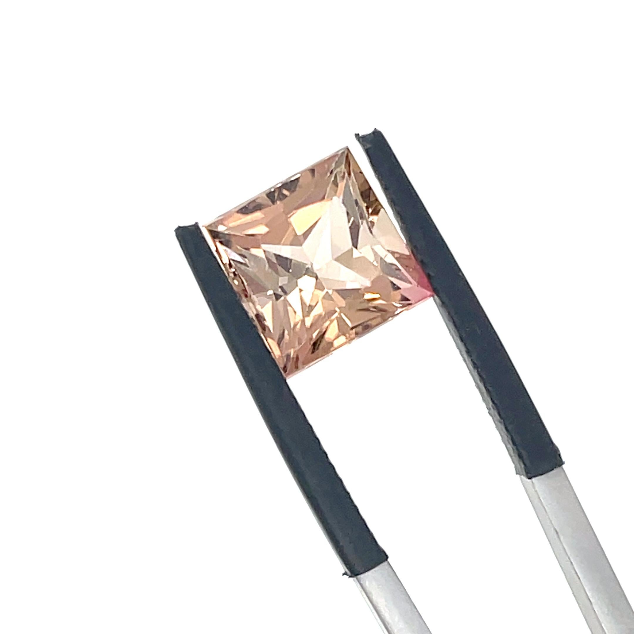Pietre di tormalina di 3 colori Cts 8,92 in vendita 10
