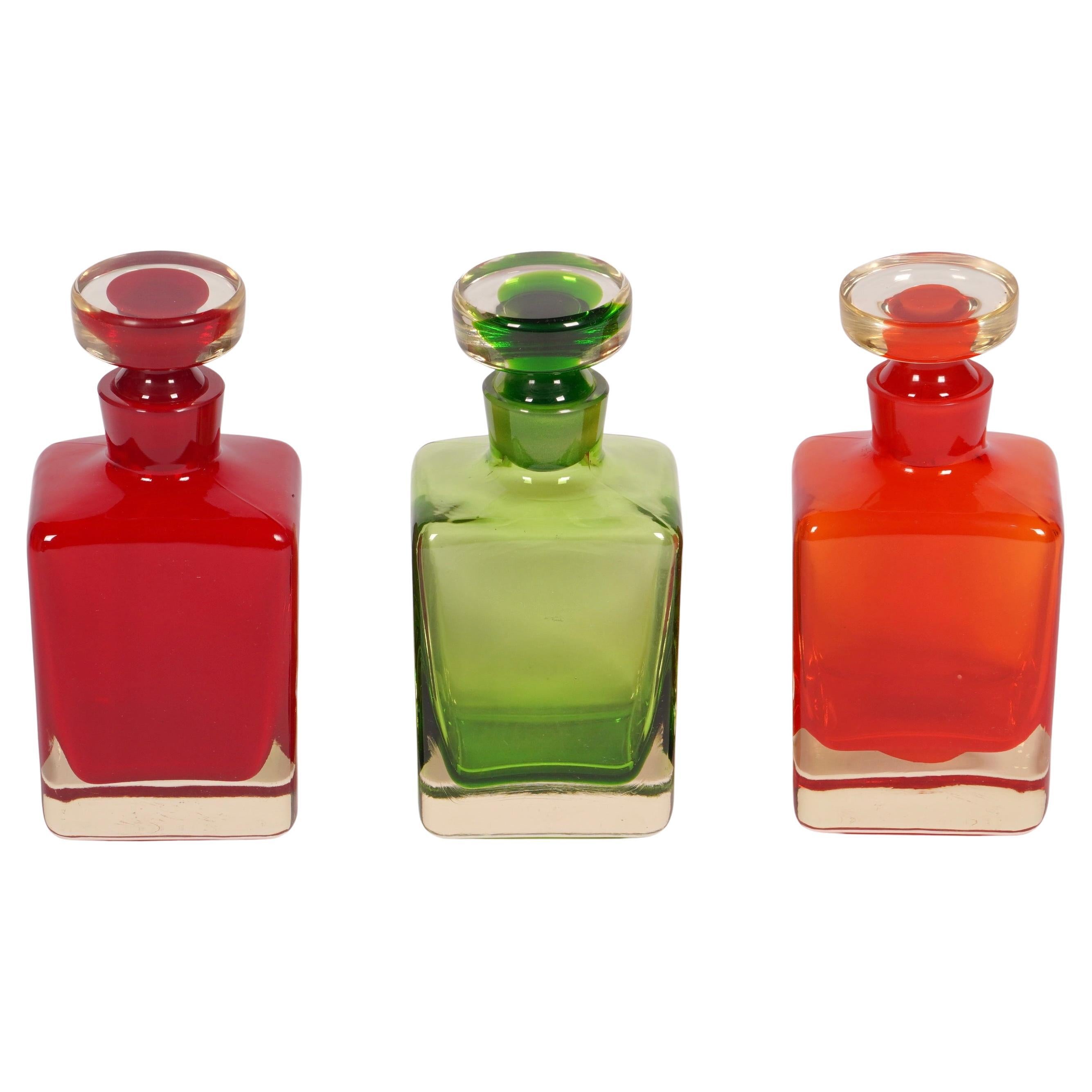 3 Decantadores de cristal de Murano de colores